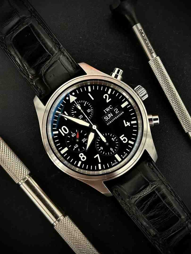 The Watch Seller's Handbook: Trading or Selling Your Timepiece