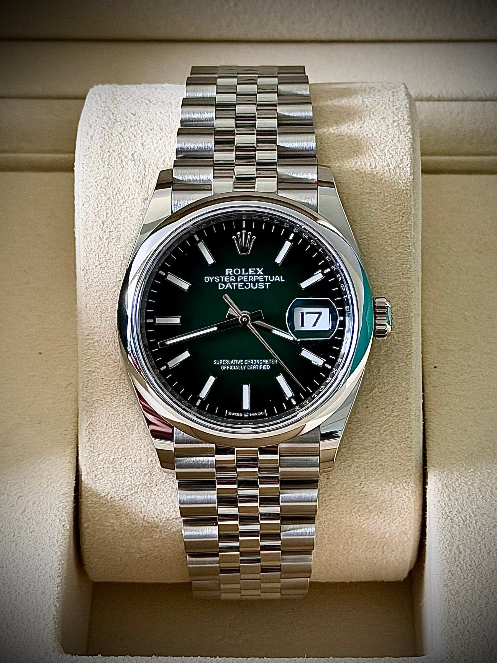 2026 ROLEX DATEJUST 36, 126200, GREEN OMBRÉ DIAL, SMOOTH BEZEL, JUBILEE BRACELET, AS NEW, FULL SET, INC GST
