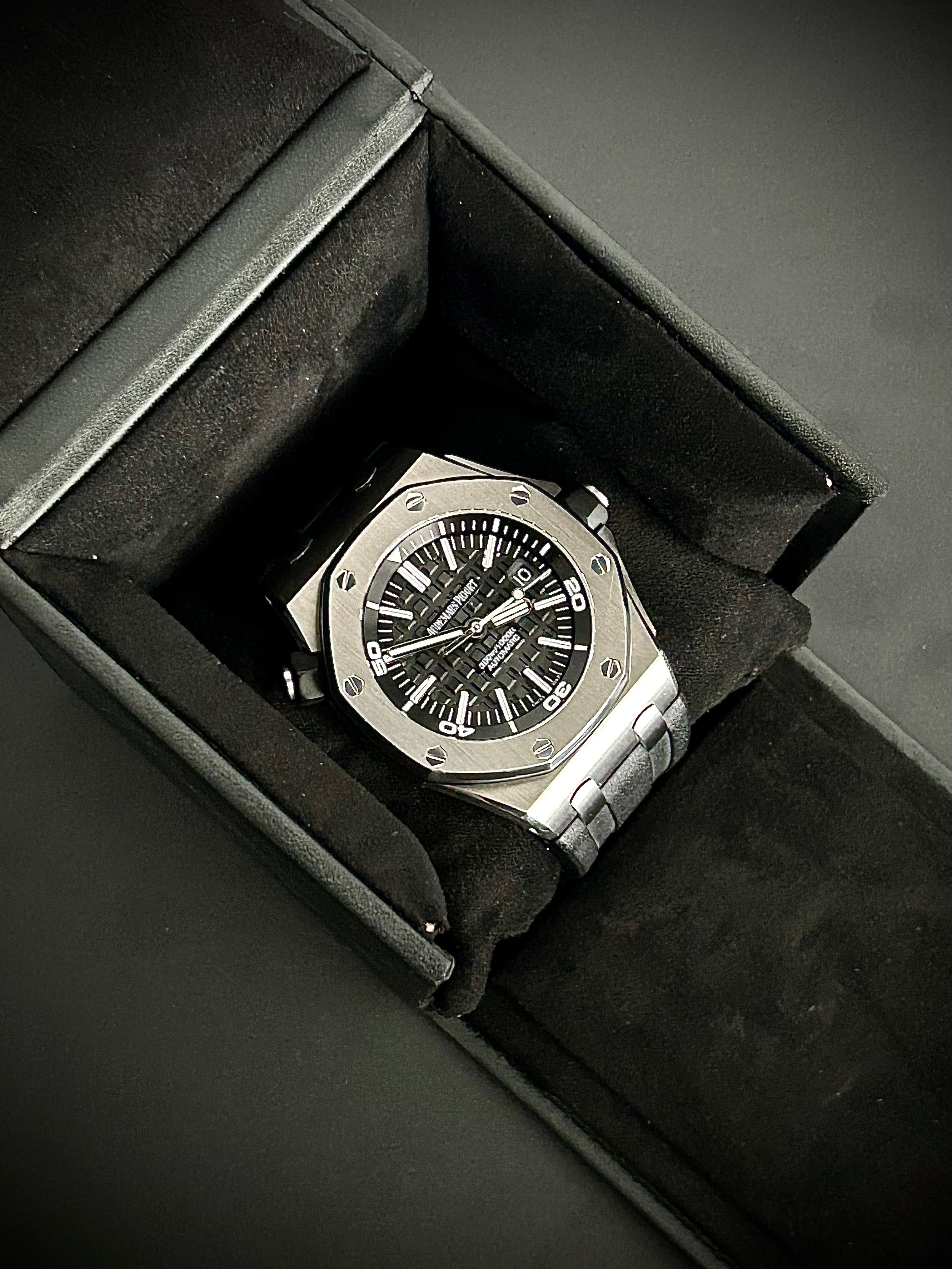 2011 AUDEMARS PIGUET ROYAL OAK OFFSHORE DIVER, 15703ST, INC GST