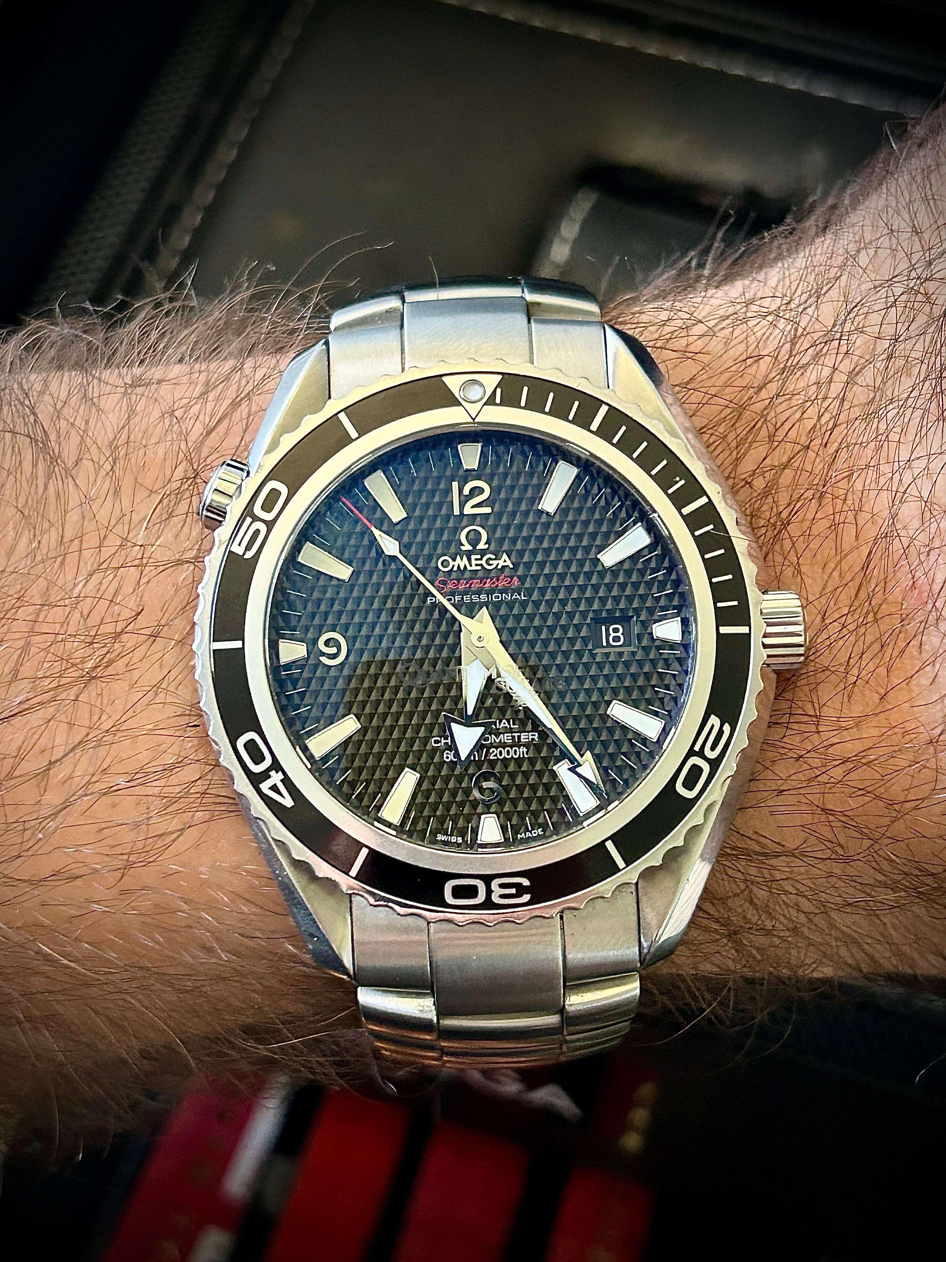 2009 OMEGA PLANET OCEAN 600M, QUANTUM OF SOLACE, 222.30.46.20.01.001, FULL SET