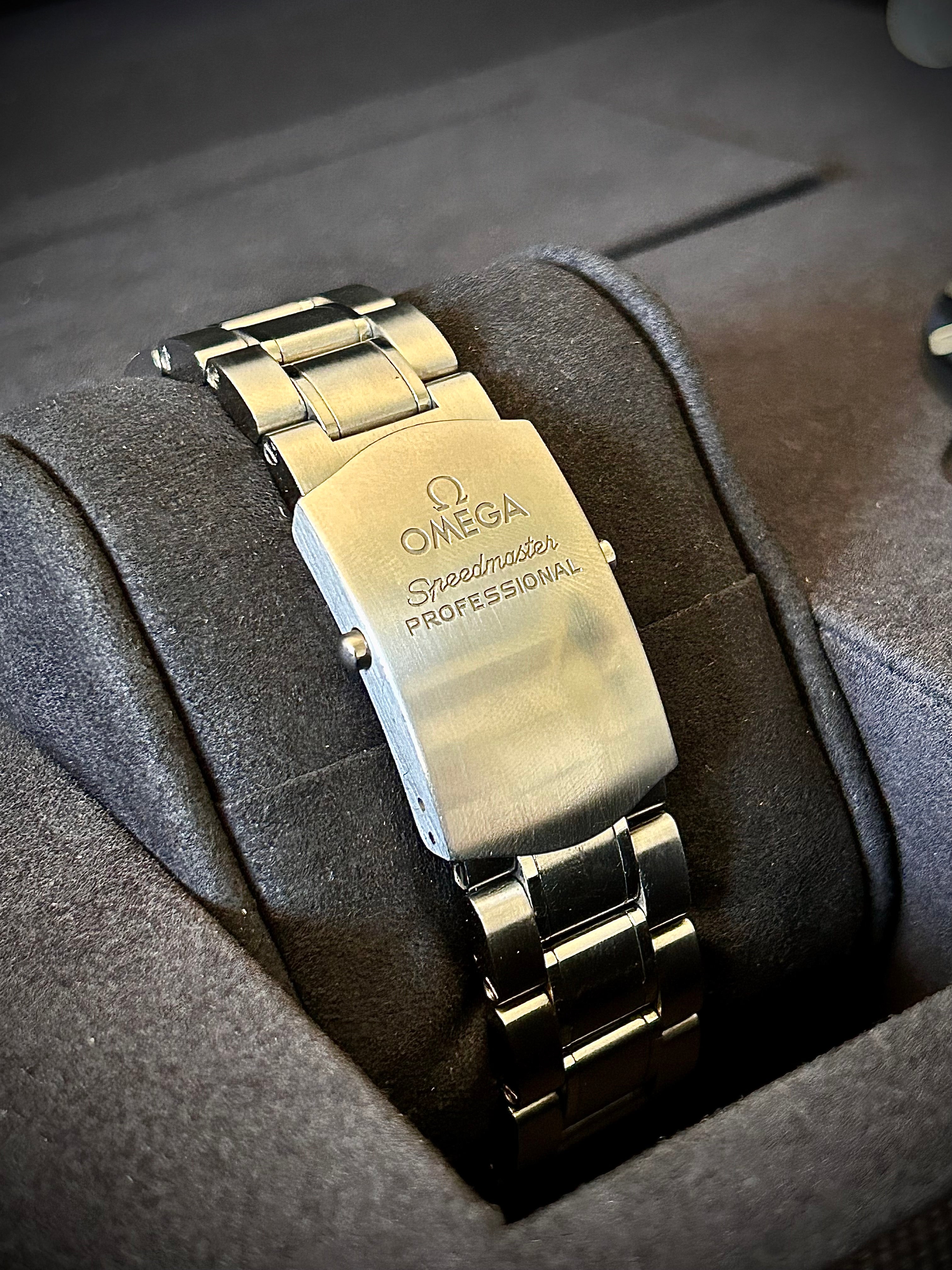 2020 OMEGA SPEEDMASTER MOONWATCH SAPPHIRE SANDWICH, FULLY SERVICED, BIG BOX, FULL SET, INC GST