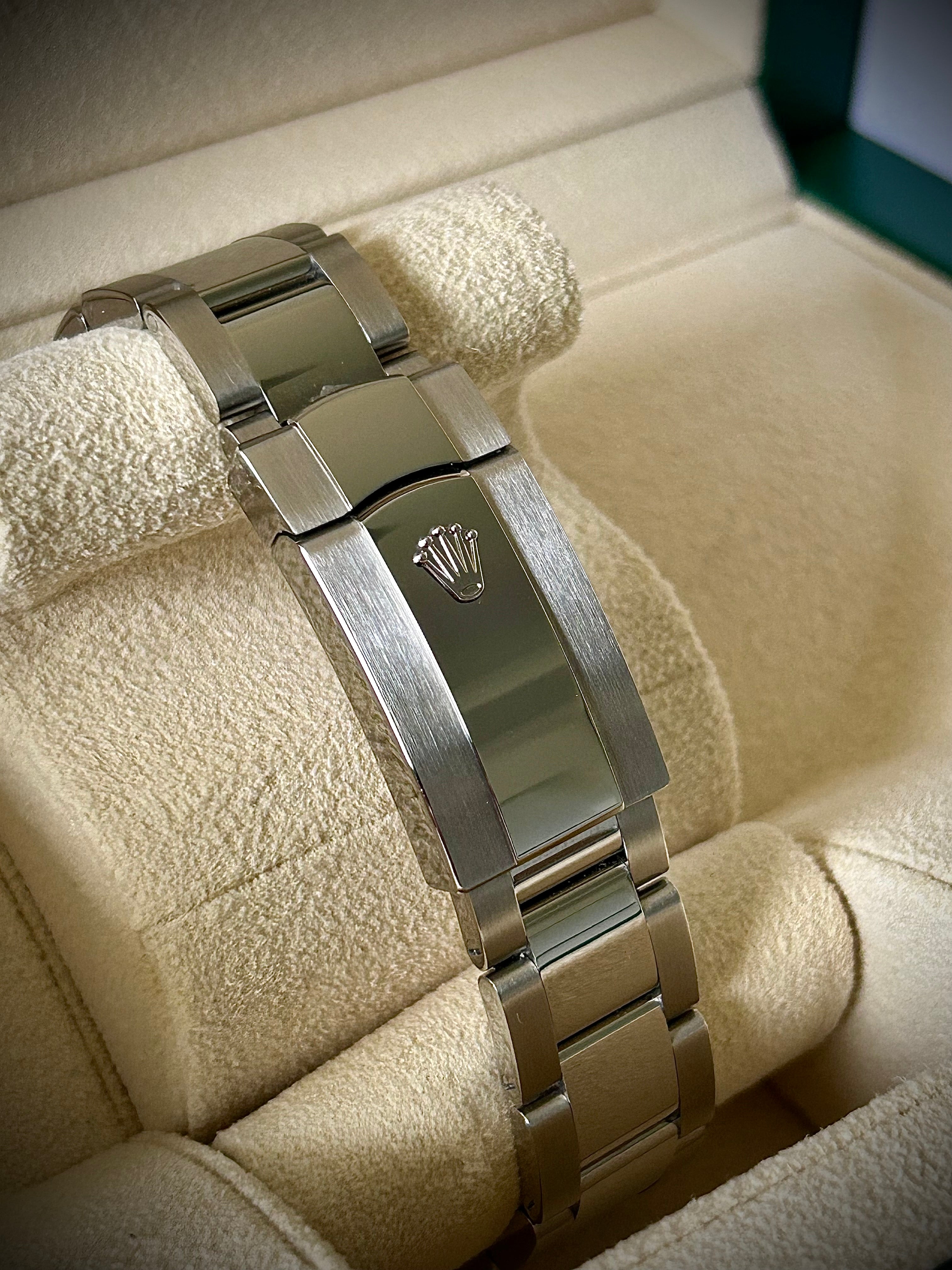 2024 ROLEX DATEJUST 36 BLUE MOTIF DIAL DIAL, 126200, FULL SET, INC GST