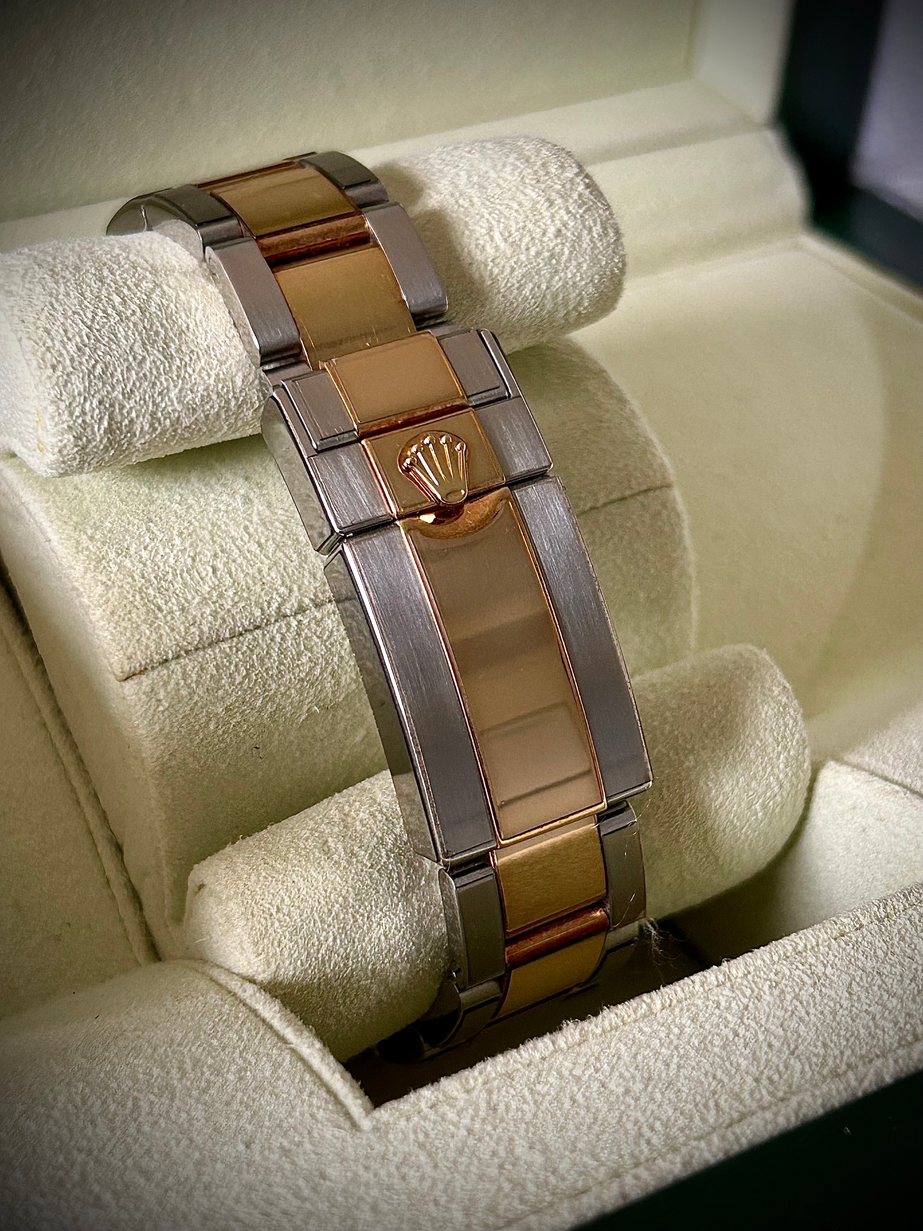 2006 ROLEX GMT MASTER II, 116713LN, BOX AND PAPERS, INC GST