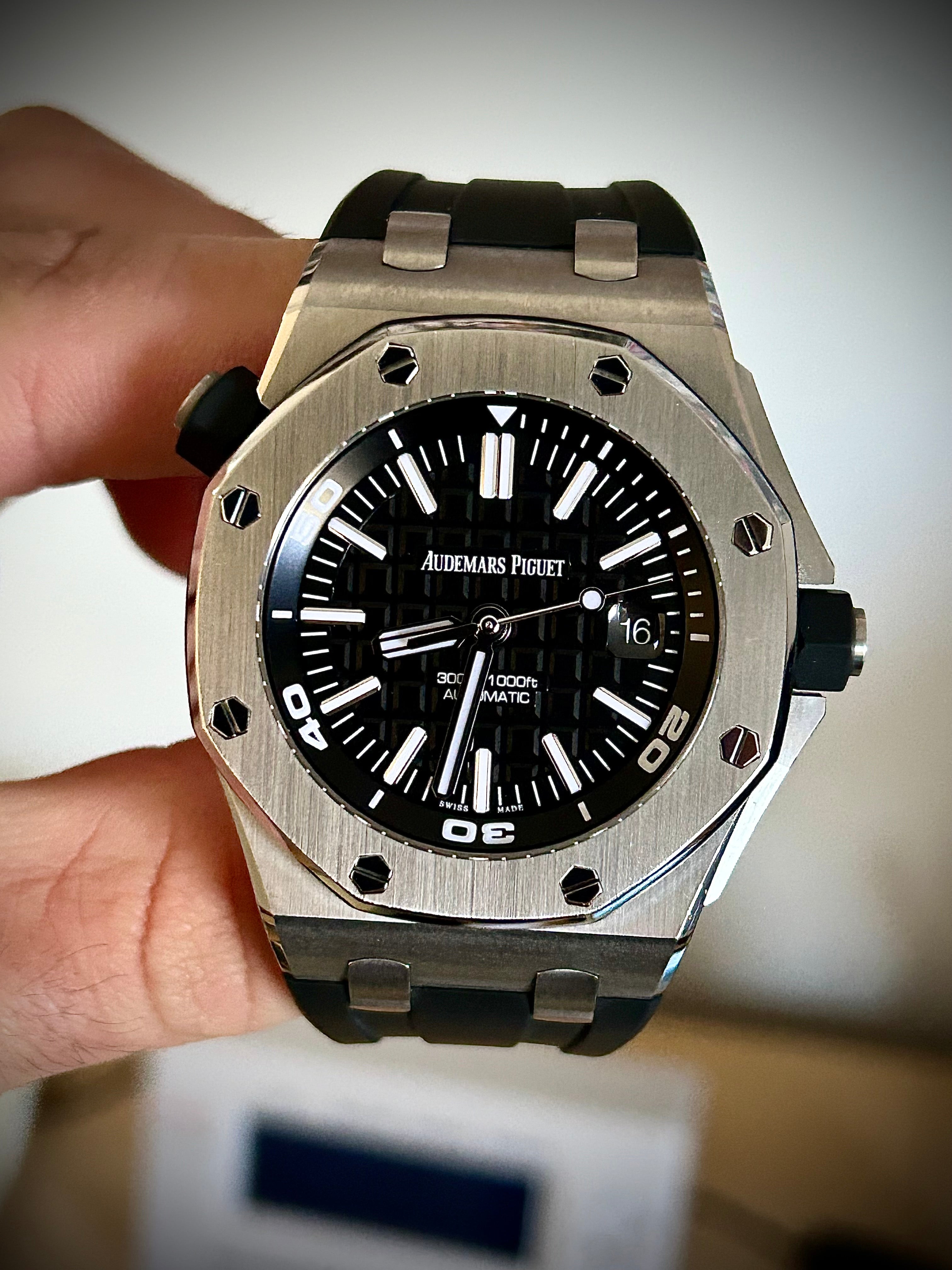 2021 AUDEMARS PIGUET ROYAL OAK OFFSHORE DIVER, 15710ST, BOX AND PAPERS INC GST