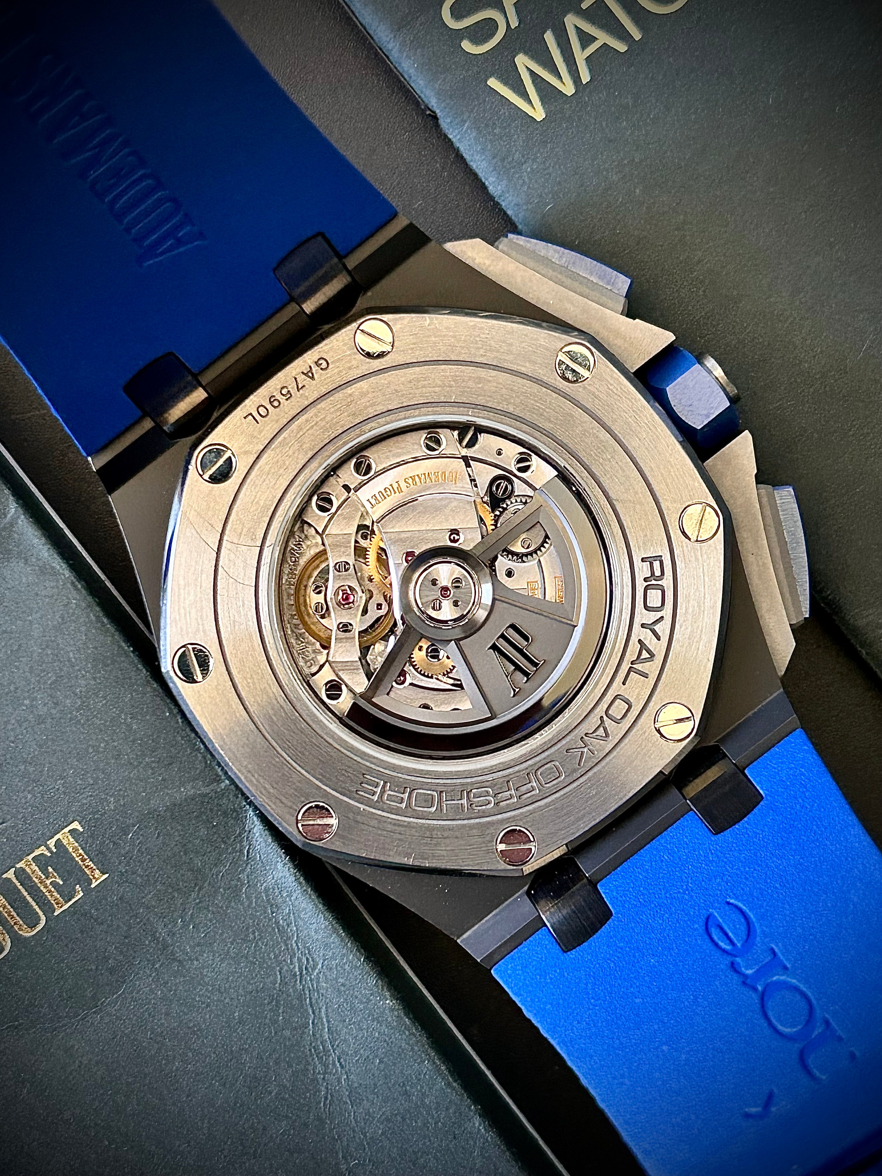 2020 AUDEMARS PIGUET ROYAL OAK OFFSHORE CHRONOGRAPH, BLUE DIAL, FULL SET, INC GST