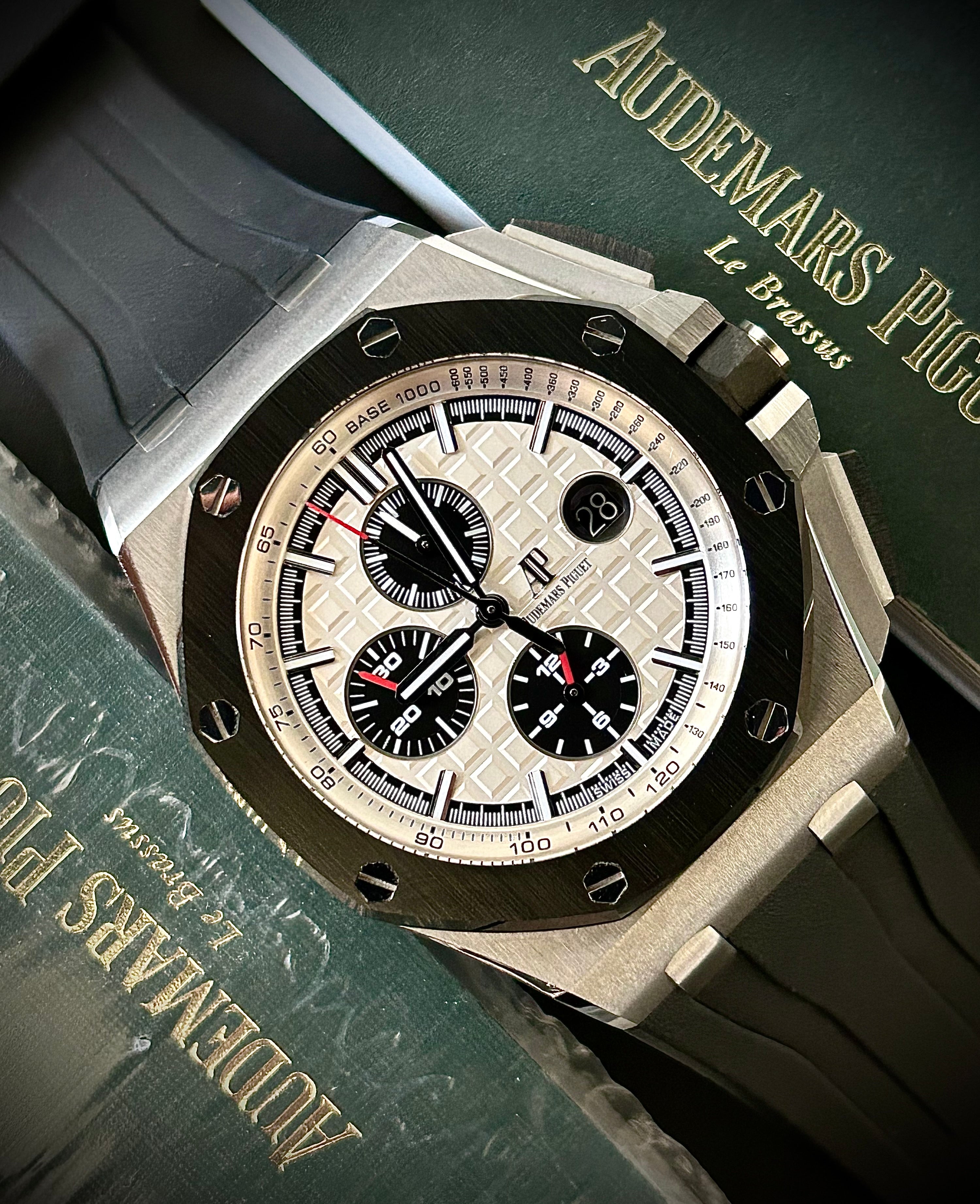 2015 AUDEMARS PIGUET ROYAL OAK OFFSHORE CHRONOGRAPH, FULL SET, INC GST