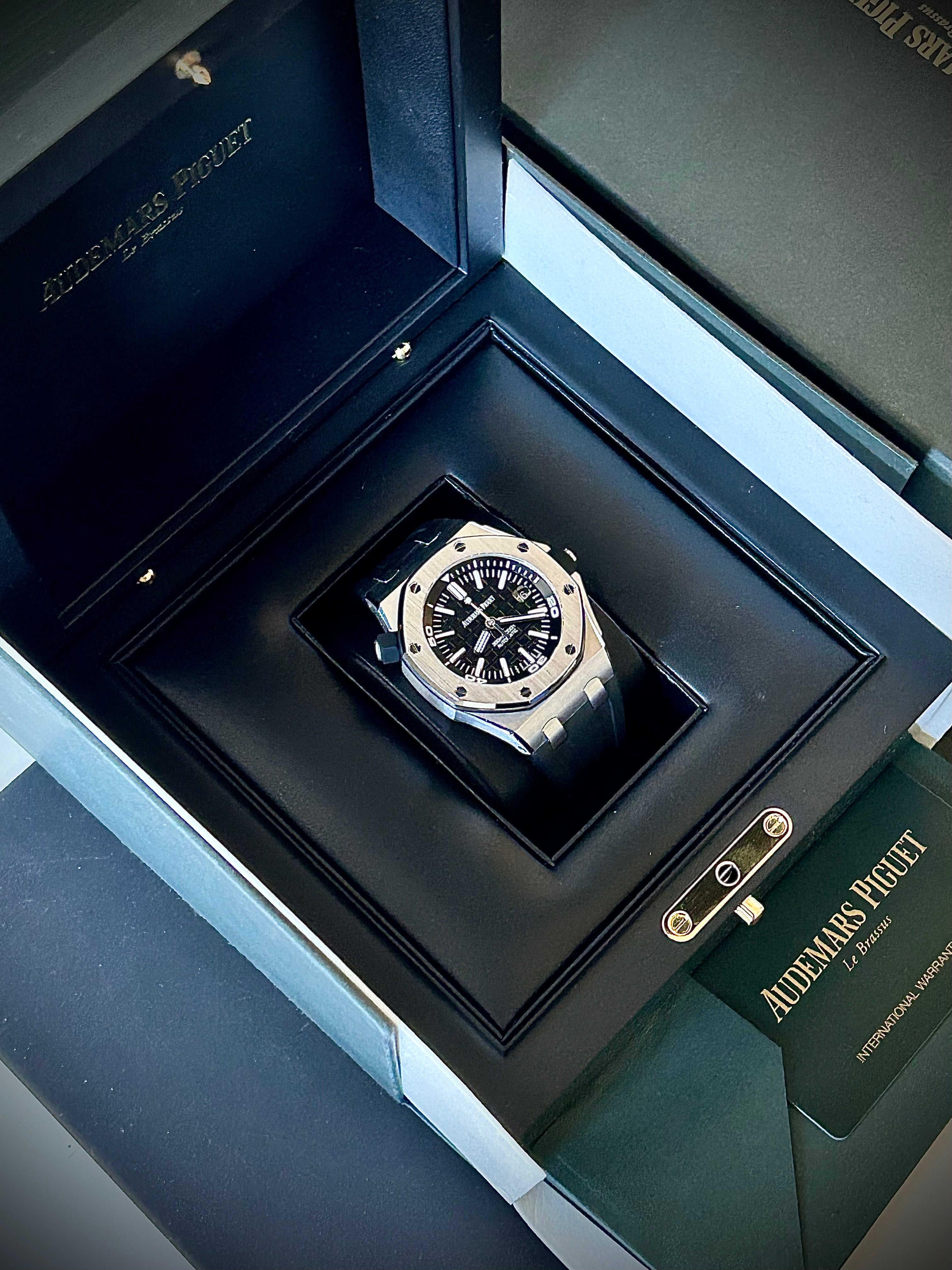 2021 AUDEMARS PIGUET ROYAL OAK OFFSHORE DIVER, 15710ST, BOX AND PAPERS INC GST