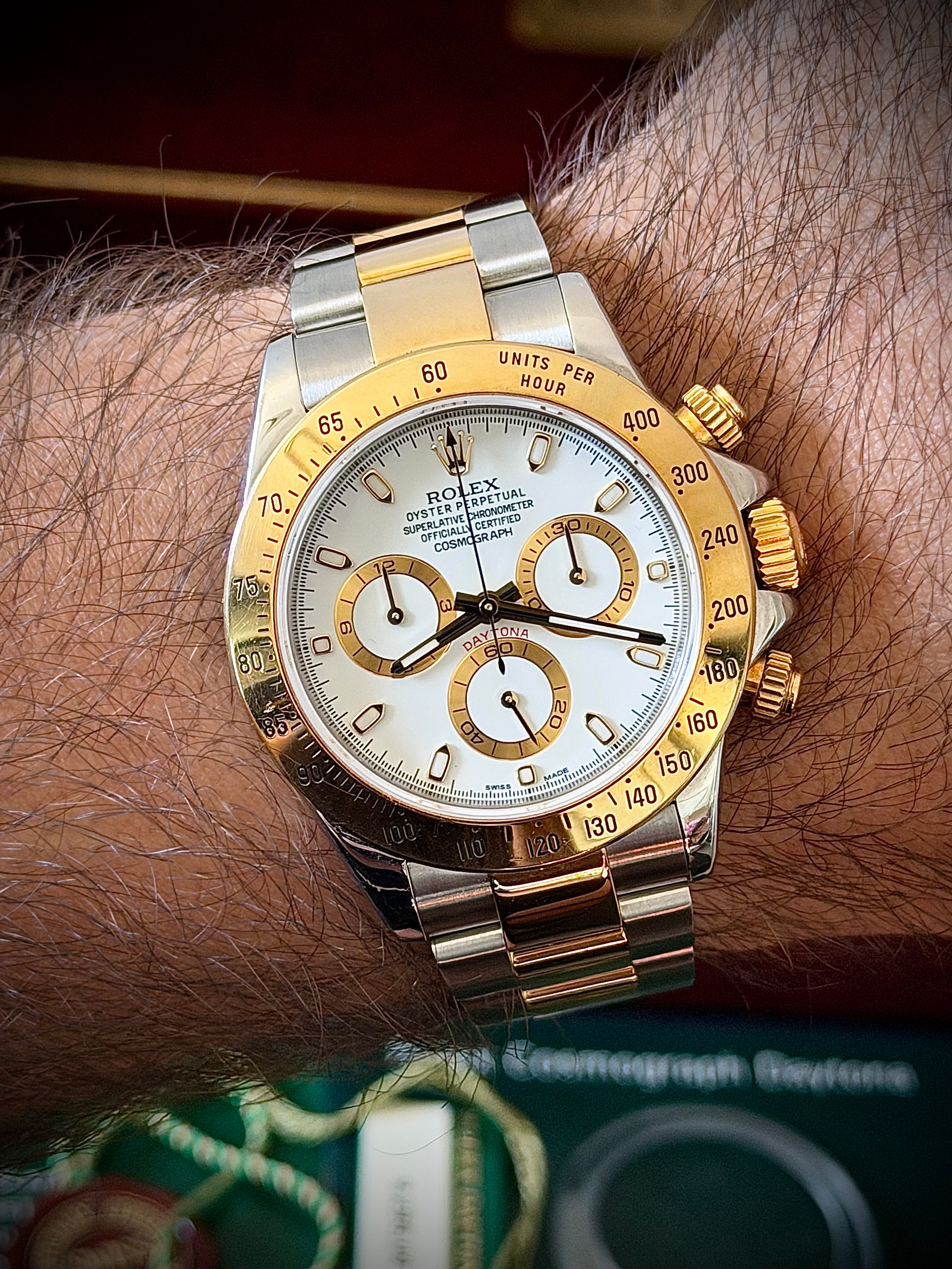 2003 ROLEX COSMOGRAPH DAYTONA, WHITE DIAL, TWO TONE, 116523, FULL COLLECTORS SET, WITH RSC, INC GST