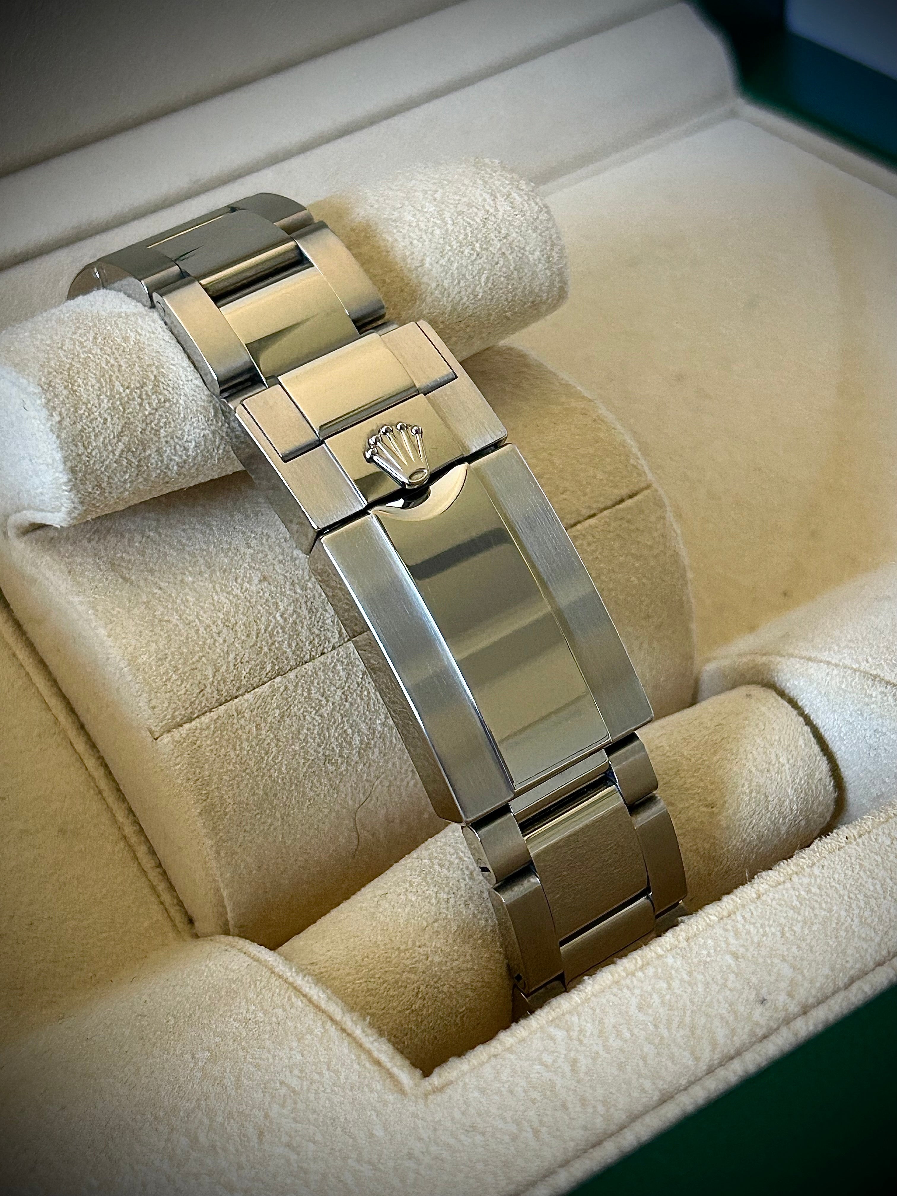 2017 ROLEX COSMOGRAPH DAYTONA 116500LN, FULL SET, INC GST