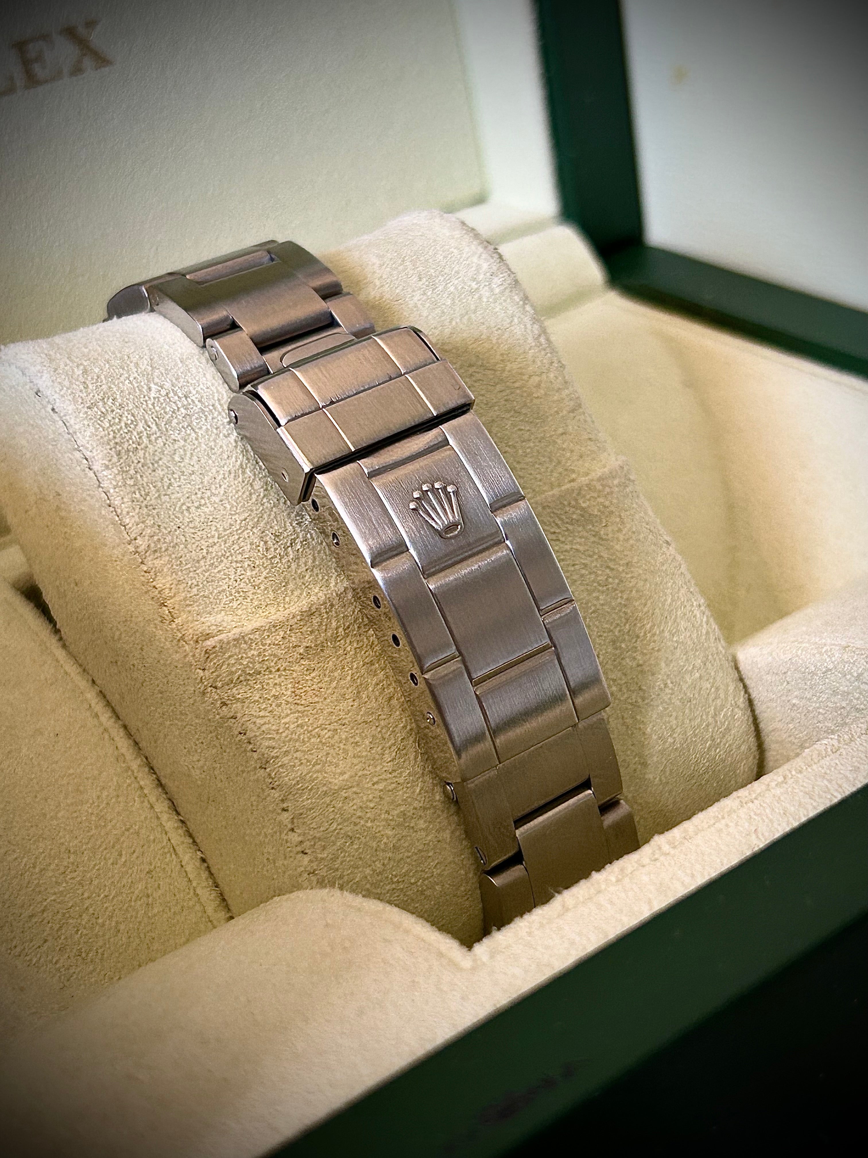 2007 ROLEX SUBMARINER DATE, KERMIT, 16610LV, FULL SET, WITH RSC, INC GST