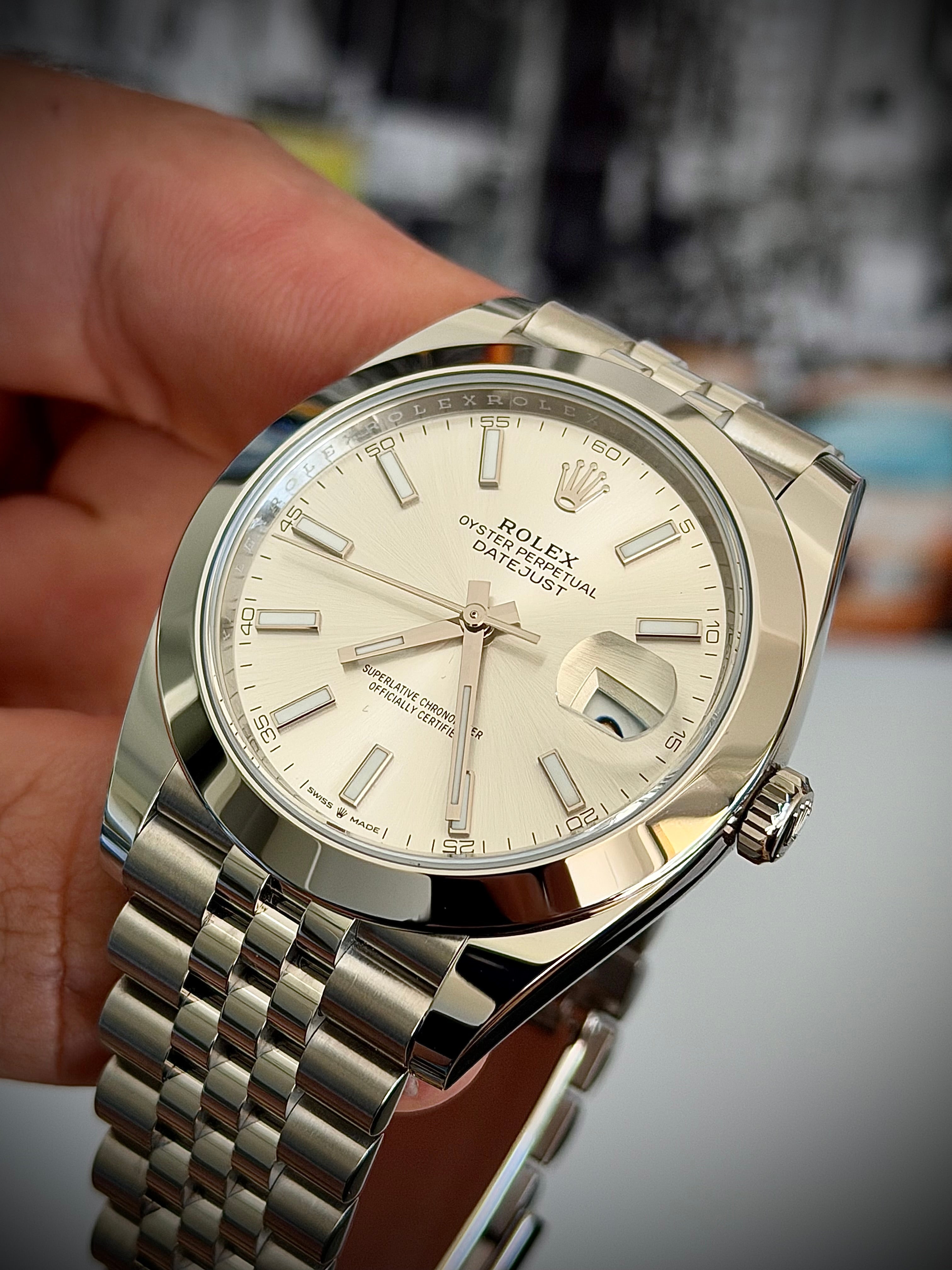 2025 ROLEX DATEJUST 41, SILVER DIAL, 126300, FULL SET, INC GST