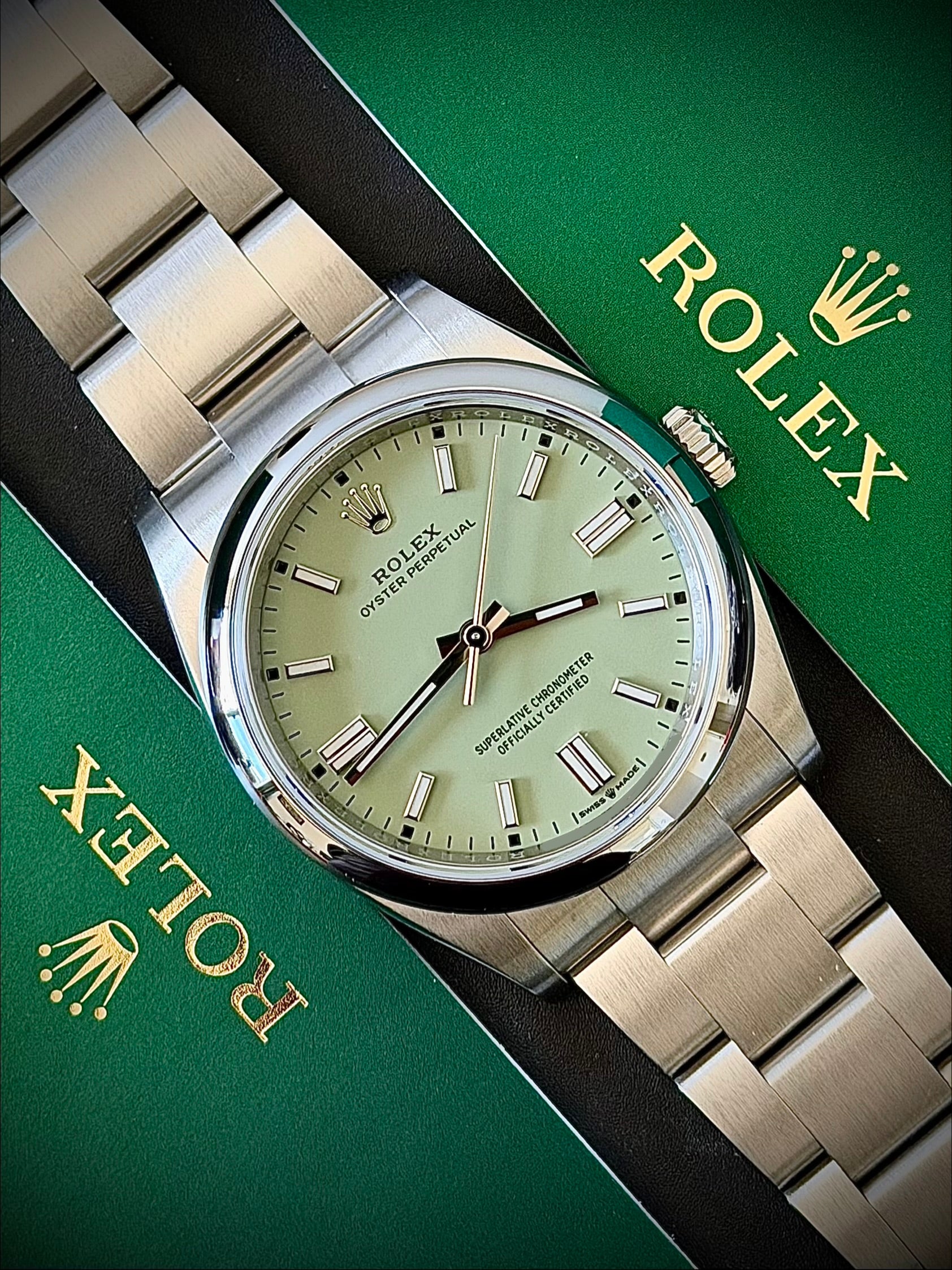 2025 ROLEX OYSTER PERPETUAL 36, PISTACHIO DIAL, 126000, BRAND NEW, FULL SET, INC GST