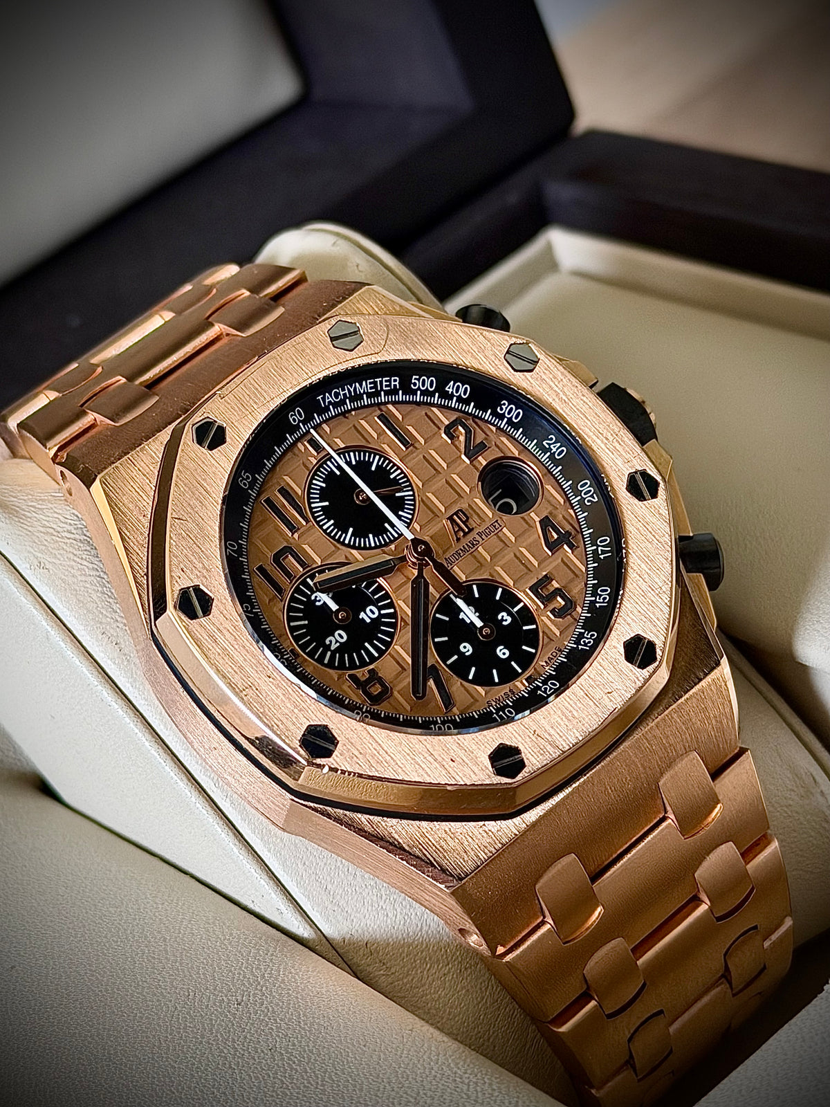 CIRCA 2014 AUDEMARS PIGUET ROYAL OAK OFFSHORE CHRONOGRAPH “BRICK”, 26470OR.OO.1000OR.01, 18CT PINK GOLD, WATCH & BOX, INC GST