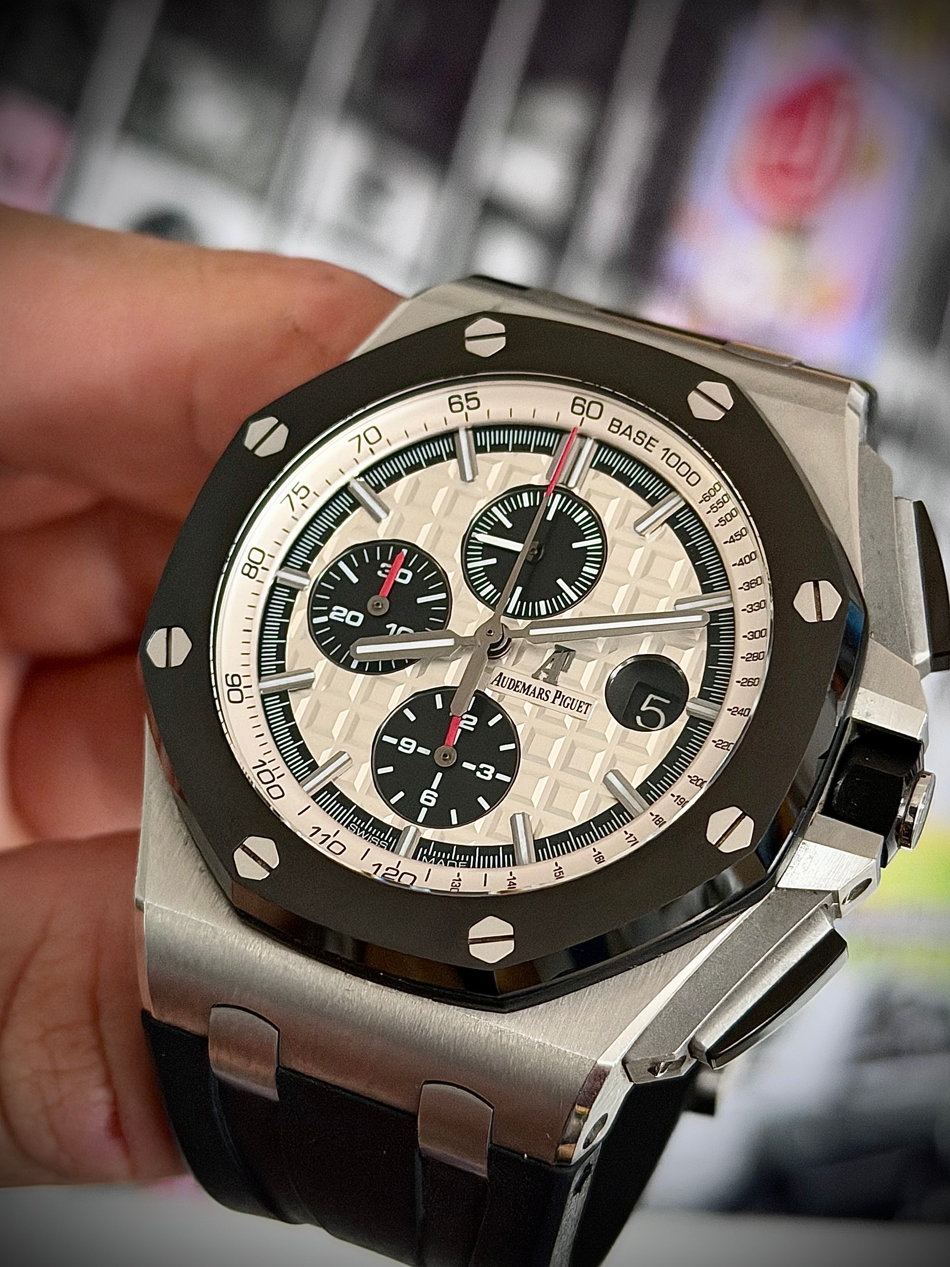 2013 AUDEMARS PIGUET ROYAL OAK OFFSHORE CHRONOGRAPH, FULL SET, INC GST