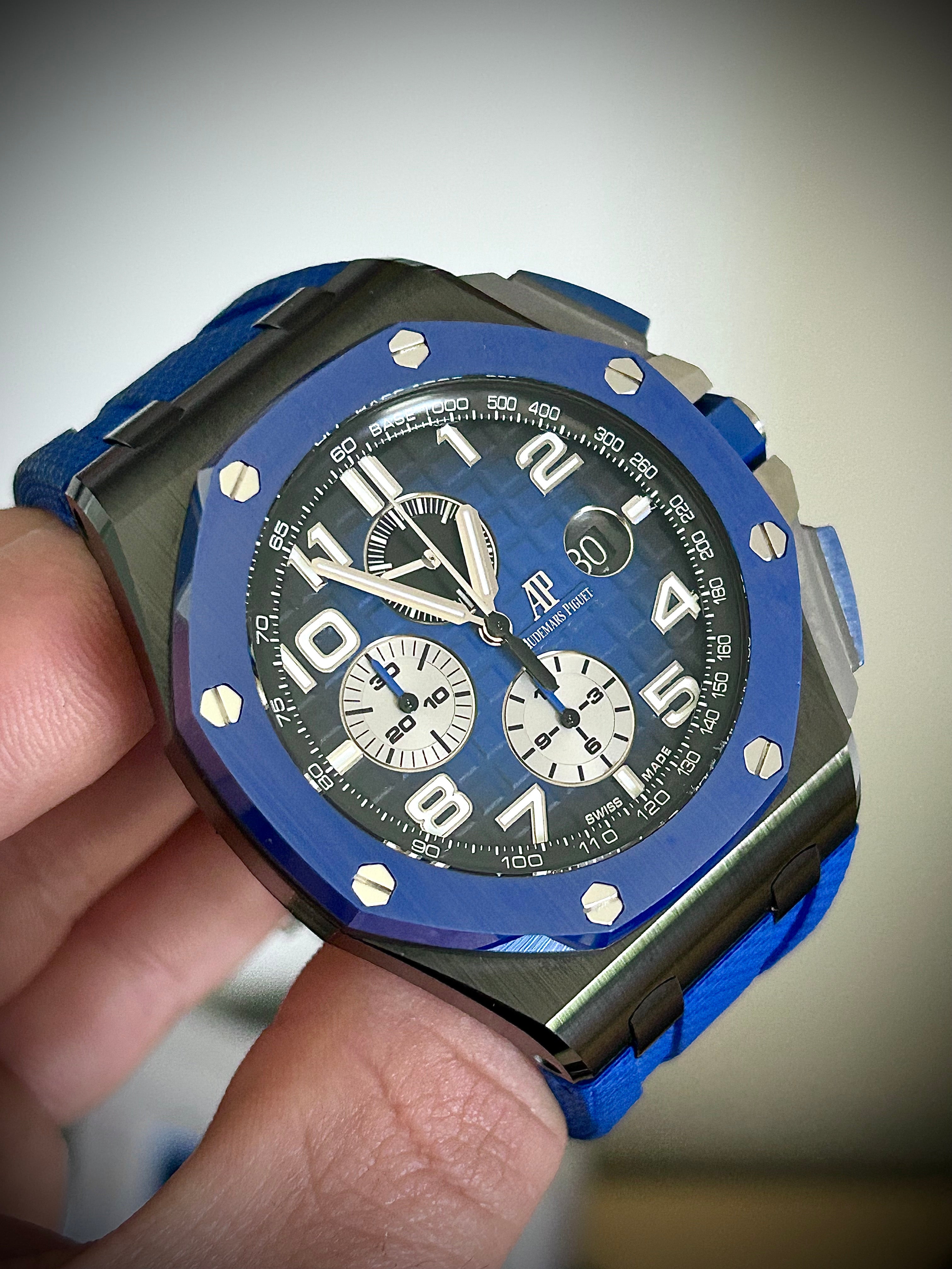 2020 AUDEMARS PIGUET ROYAL OAK OFFSHORE CHRONOGRAPH, BLUE DIAL, FULL SET, INC GST