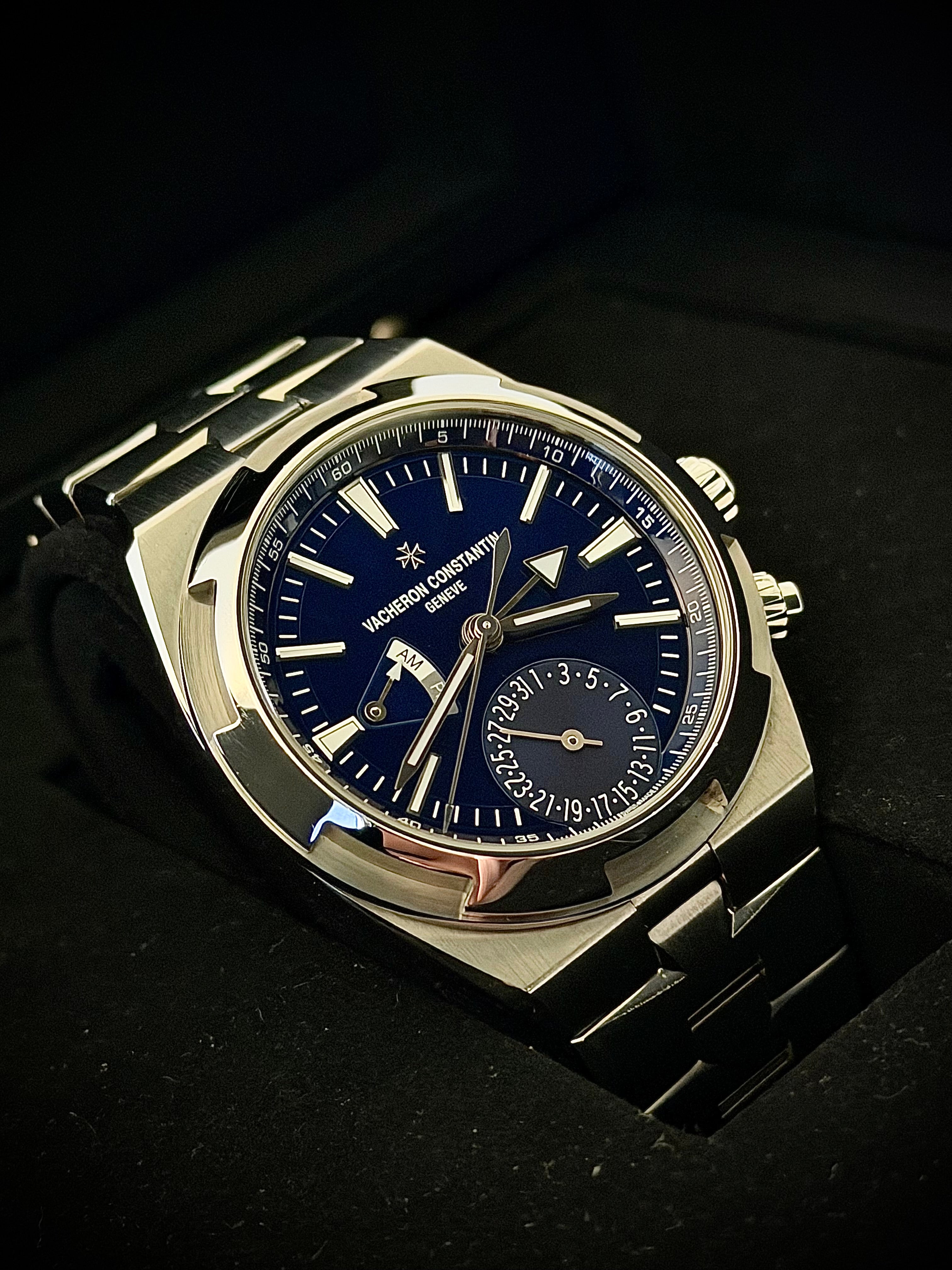 2020 VACHERON CONSTANTIN OVERSEAS DUAL TIME, BLUE DIAL, 7900V/110A-B546, FULL SET, INC GST