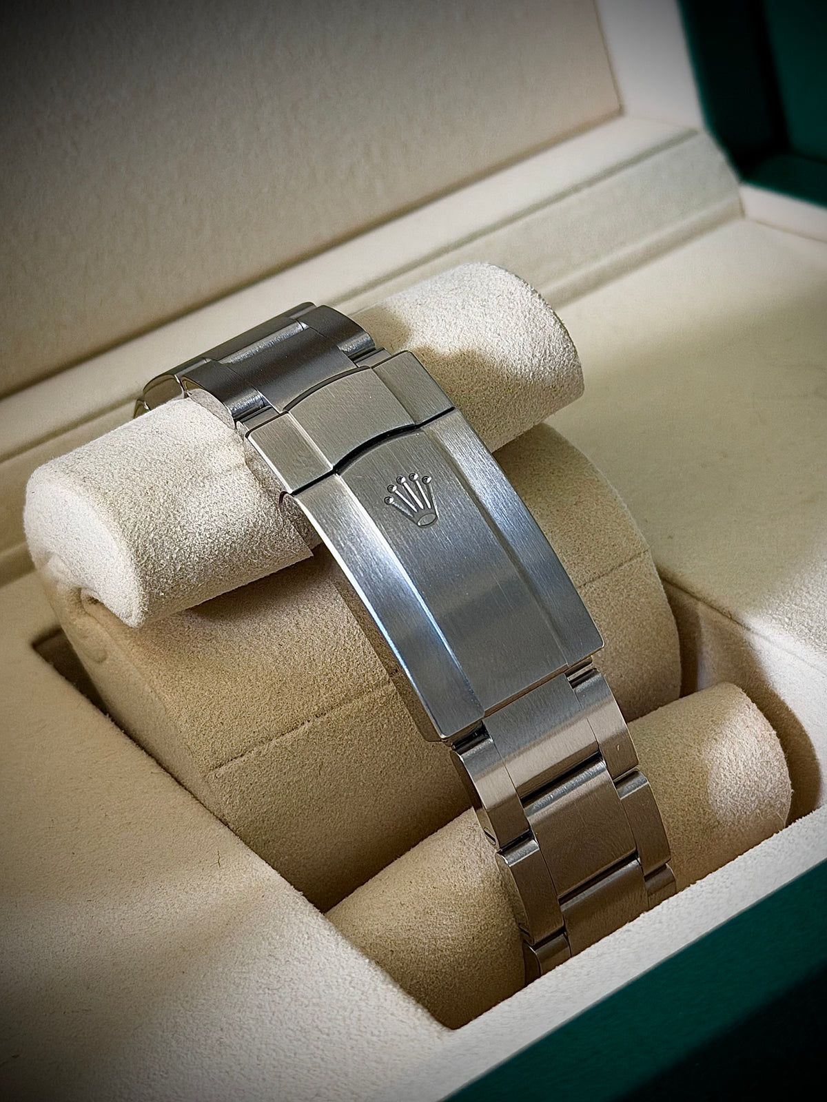 2025 ROLEX OYSTER PERPETUAL 41, 124300, BLACK DIAL, FULL SET, INC GST