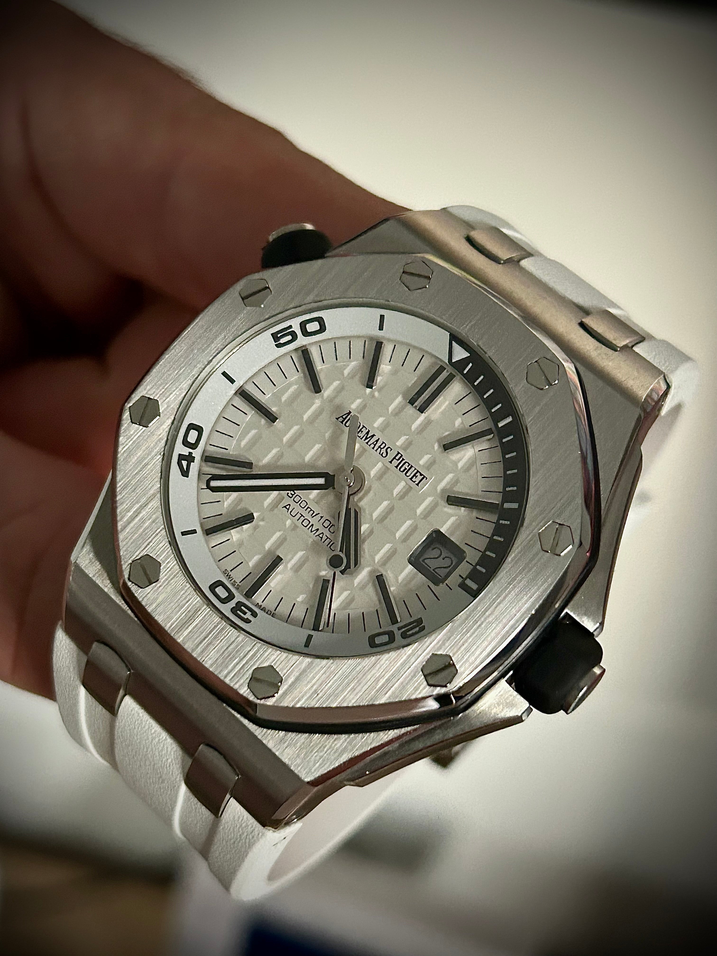 2016 AUDEMARS PIGUET ROYAL OAK OFFSHORE DIVER, FULL SET, INC GST