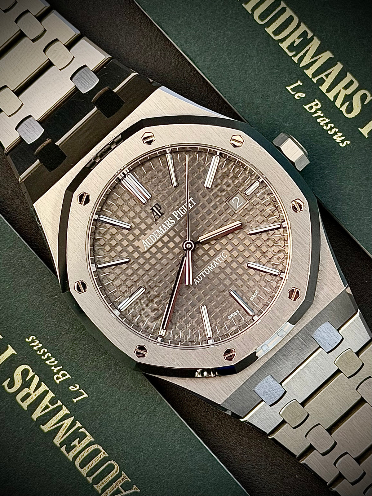 2019 AUDEMARS PIGUET ROYAL OAK 41, 15400ST.OO.1220ST.04, GREY RUTHENIUM DIAL, FULL SET, 2025 AP SERVICE, INC GST