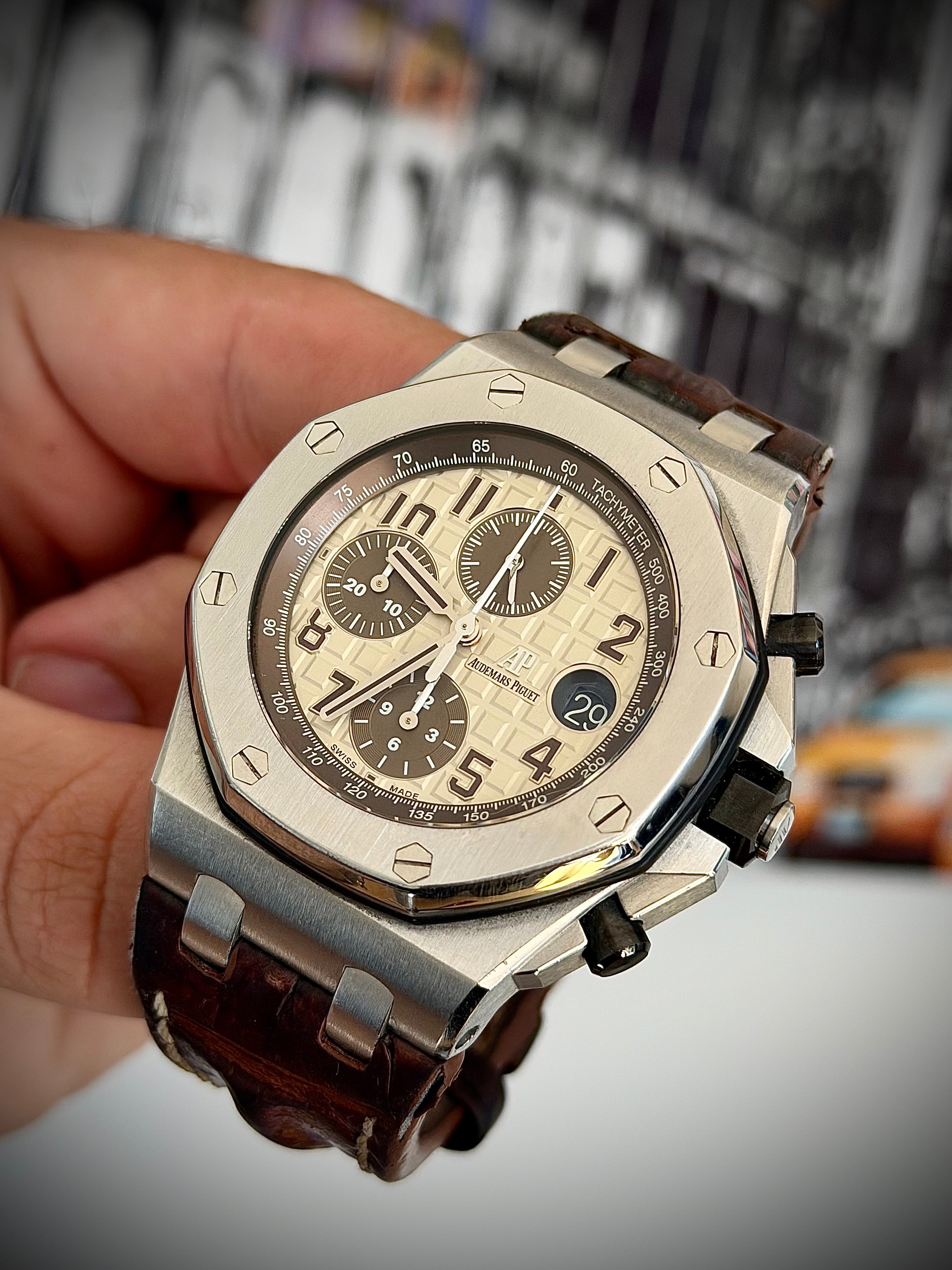 2015 AUDEMARS PIGUET ROYAL OAK OFFSHORE CHRONOGRAPH, “SAFARI” FULL SET, INC GST