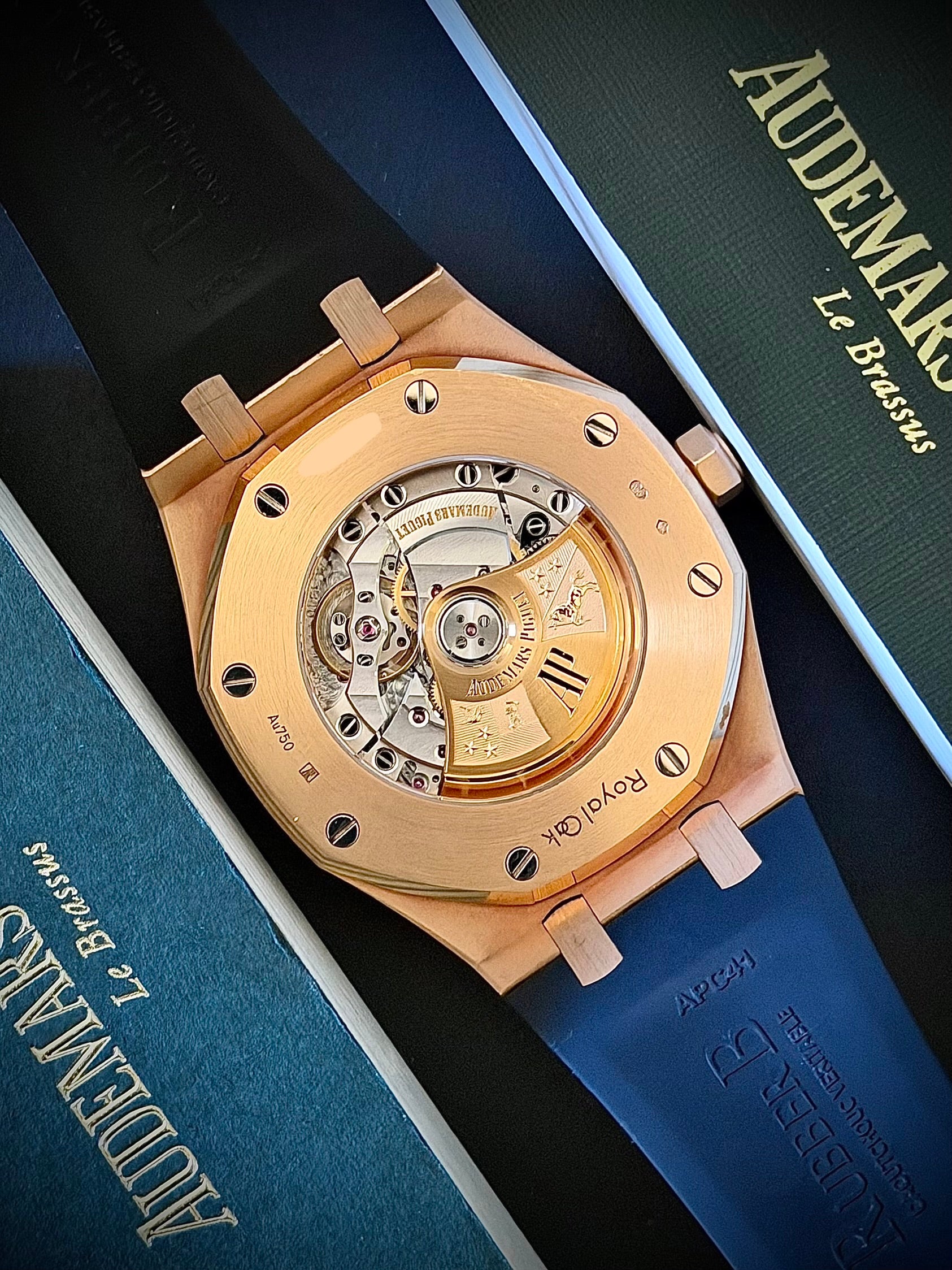 2017 AUDEMARS PIGUET ROYAL OAK, 15400OR, FULL SET, INC GST