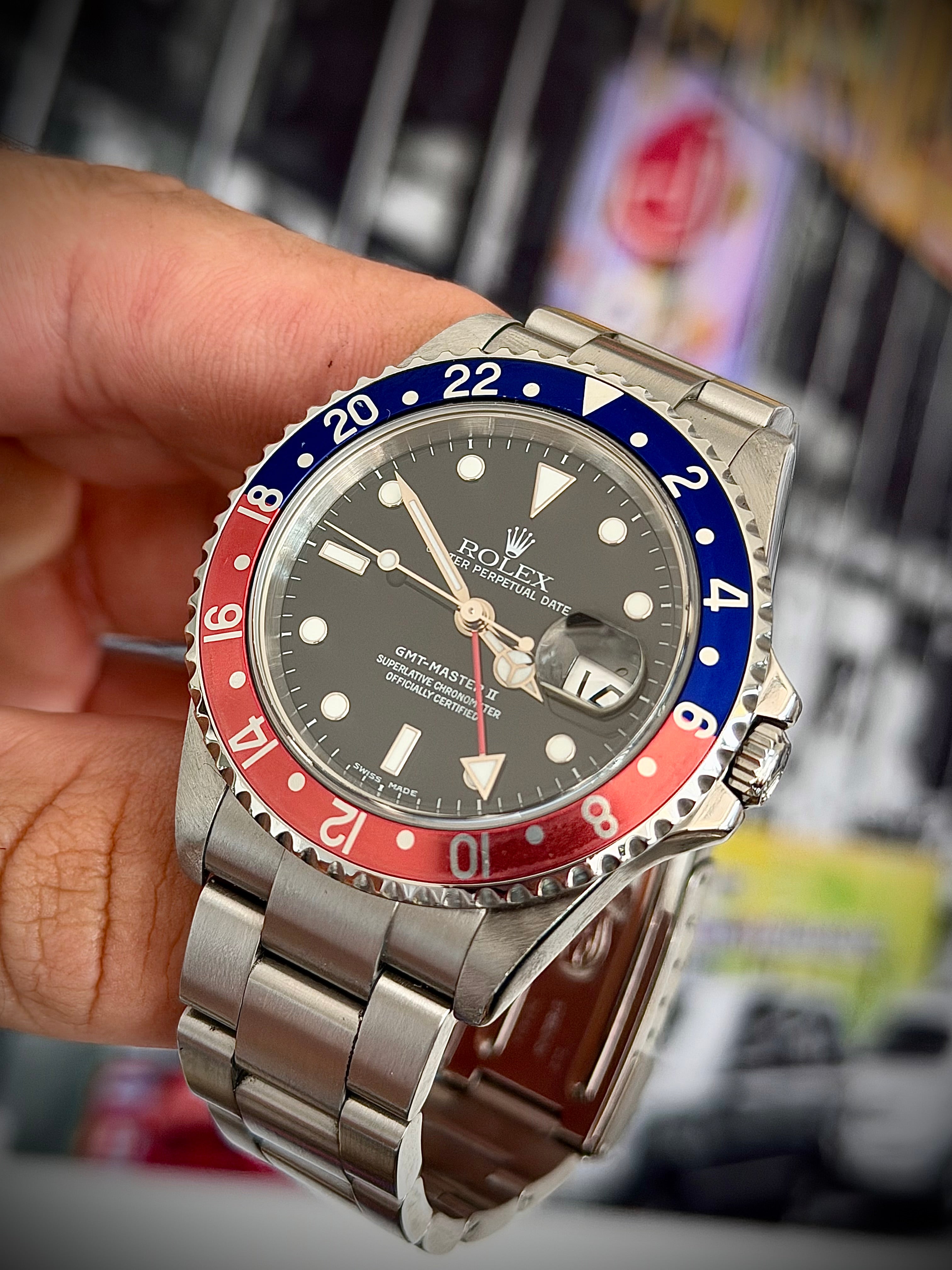 2004 ROLEX GMT-MASTER II, 16710 “PEPSI”, BOX, PAPERS AND ORIGINAL RECEIPT , INC GST