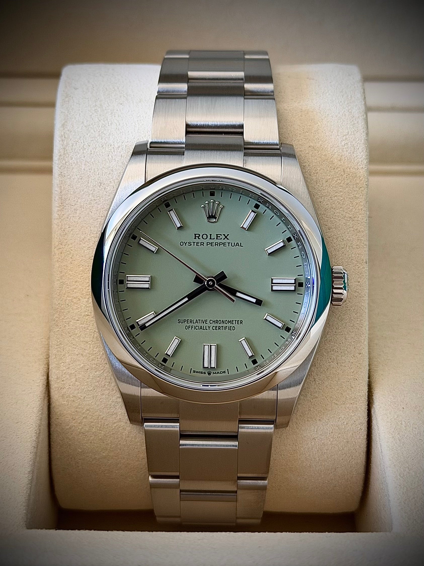 2025 ROLEX OYSTER PERPETUAL 36, PISTACHIO DIAL, 126000, BRAND NEW, FULL SET, INC GST