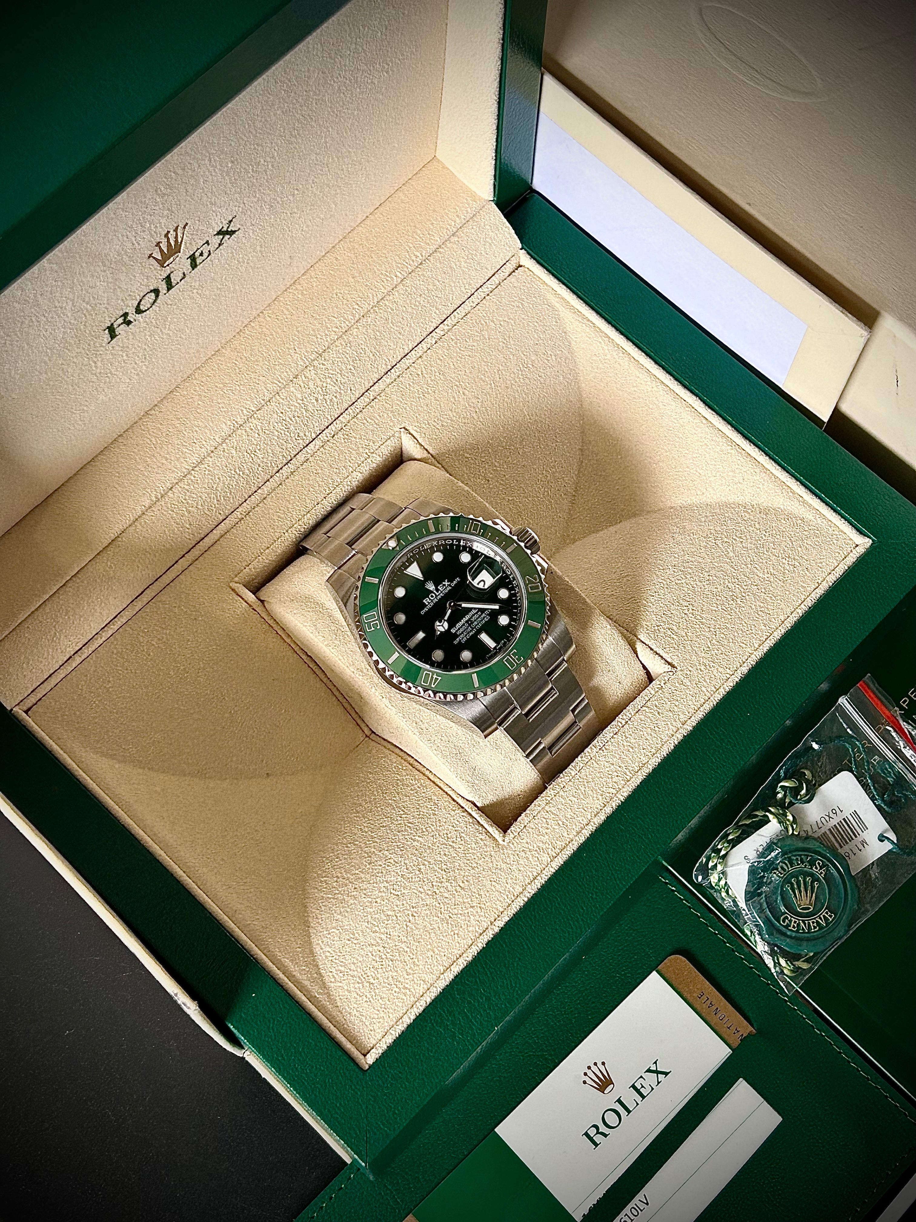 2018 ROLEX SUBMARINER DATE 116610LV, HULK, FULL SET, INC GST