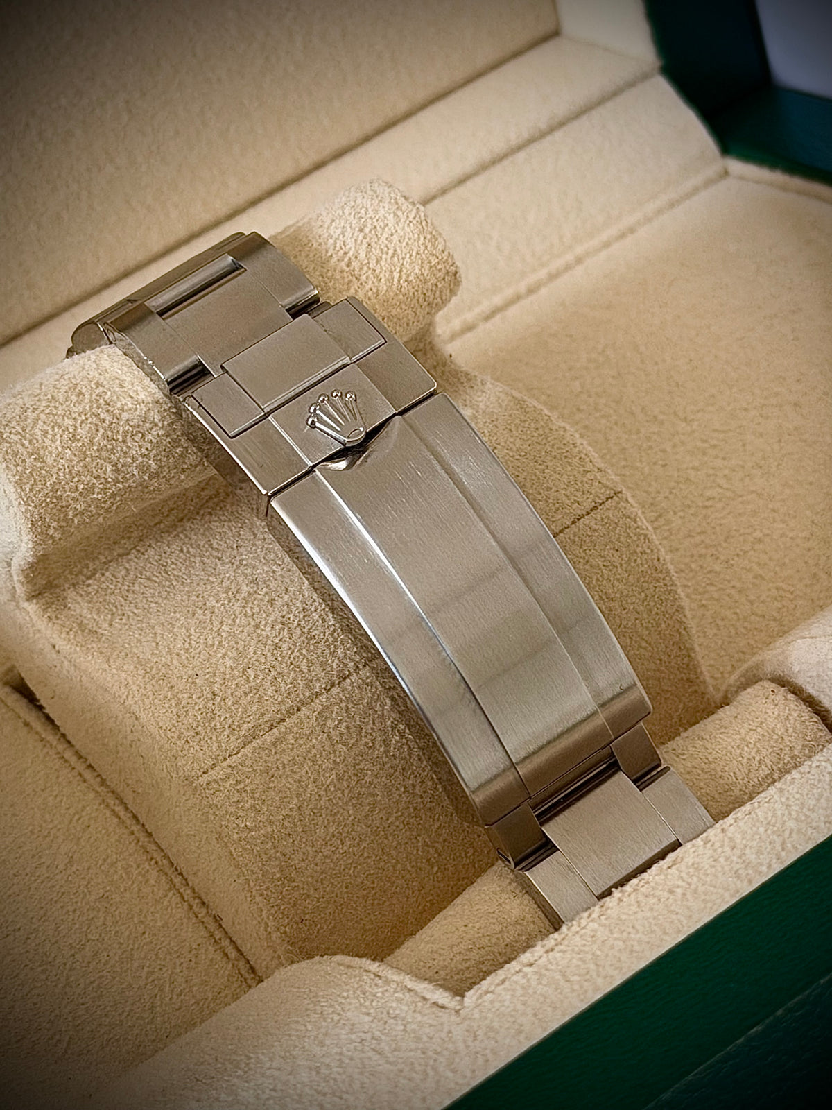 2022 ROLEX SUBMARINER, 124060, NO DATE, FULL SET, NEAR MINT CONDITION, INC GST