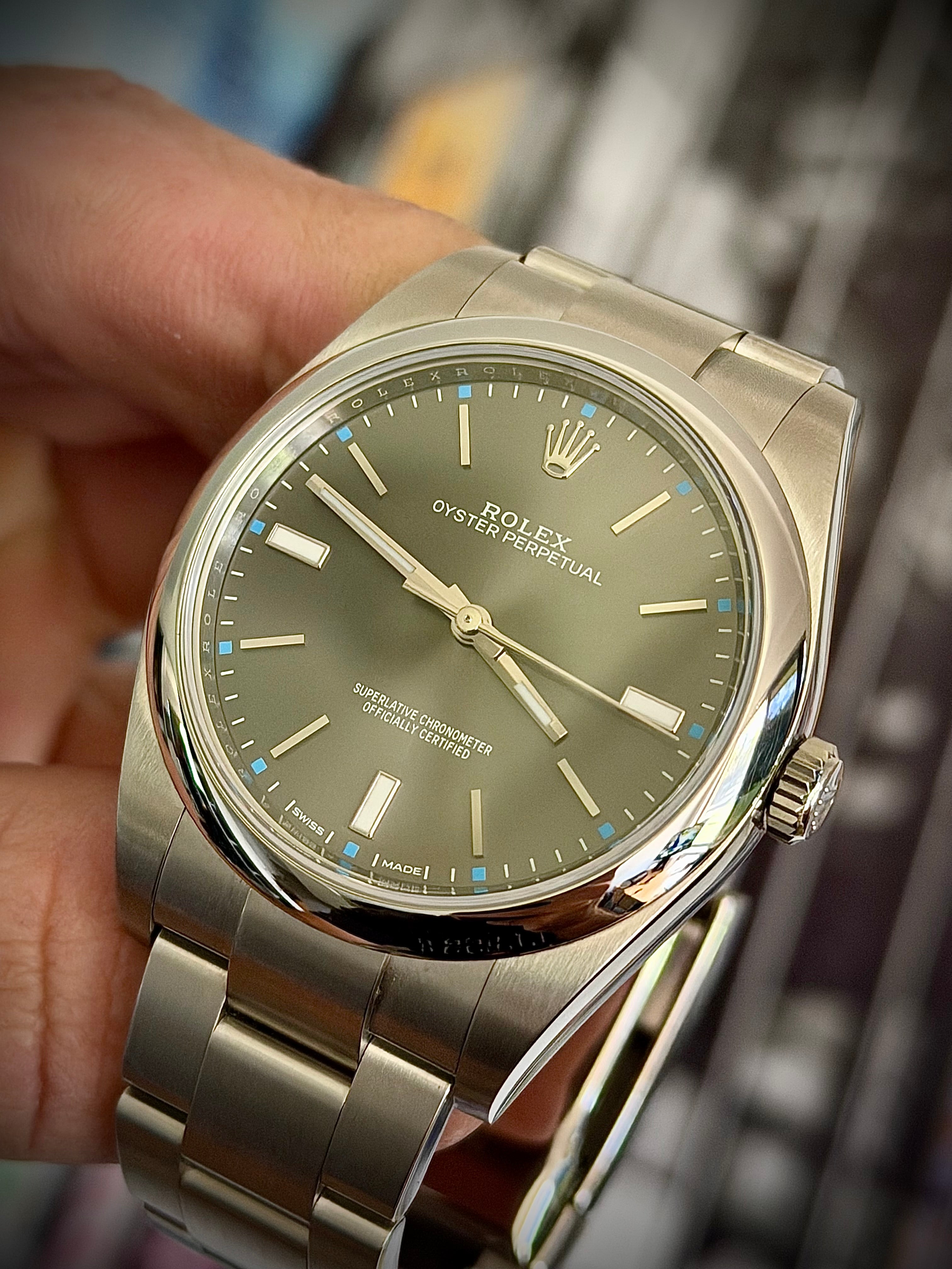 2018 ROLEX OYSTER PERPETUAL 39, 114300, RHODIUM DIAL, FULL SET, INC GST