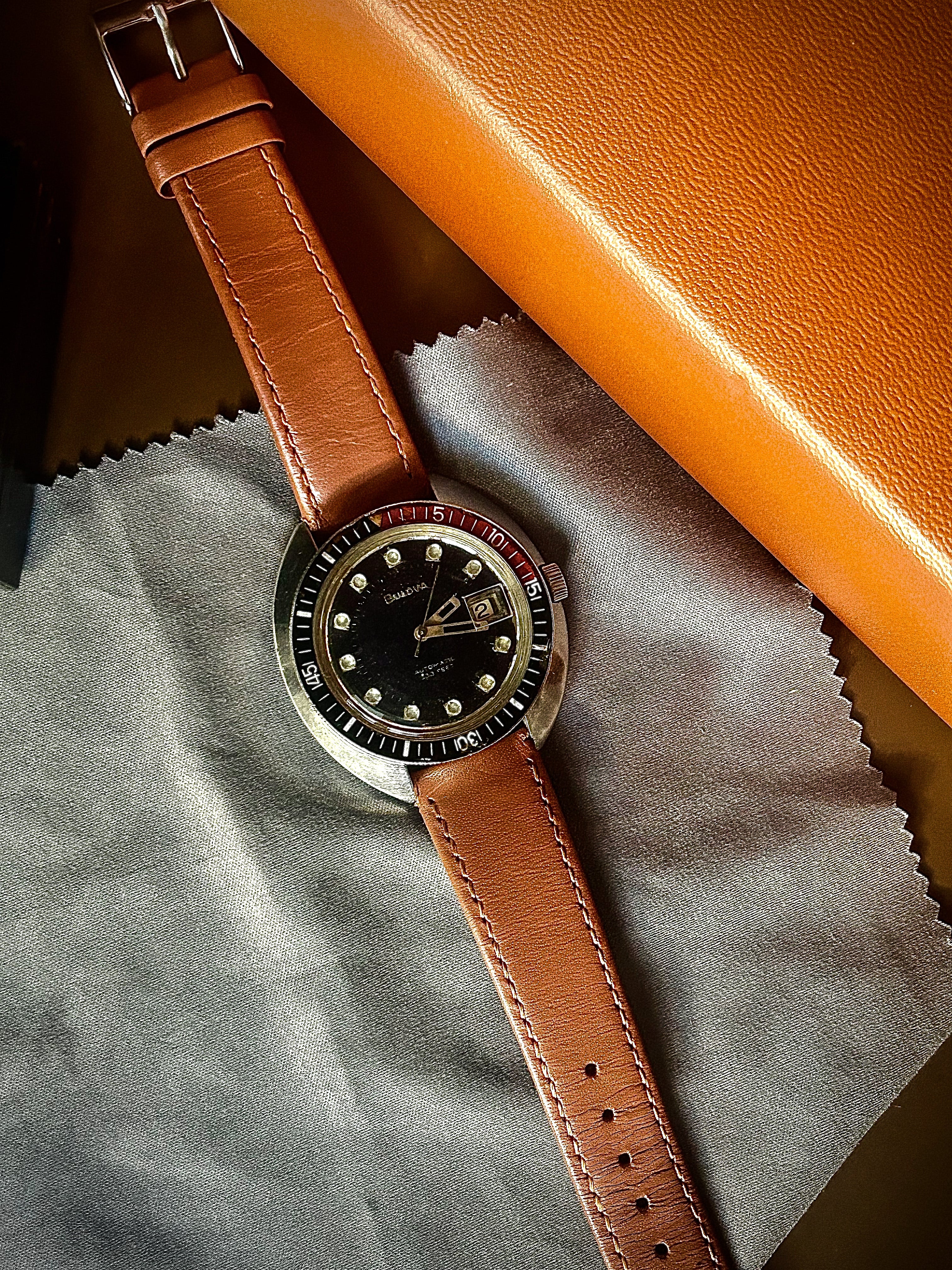 1969 VINTAGE BULOVA DEVIL DIVER (666 FEET)