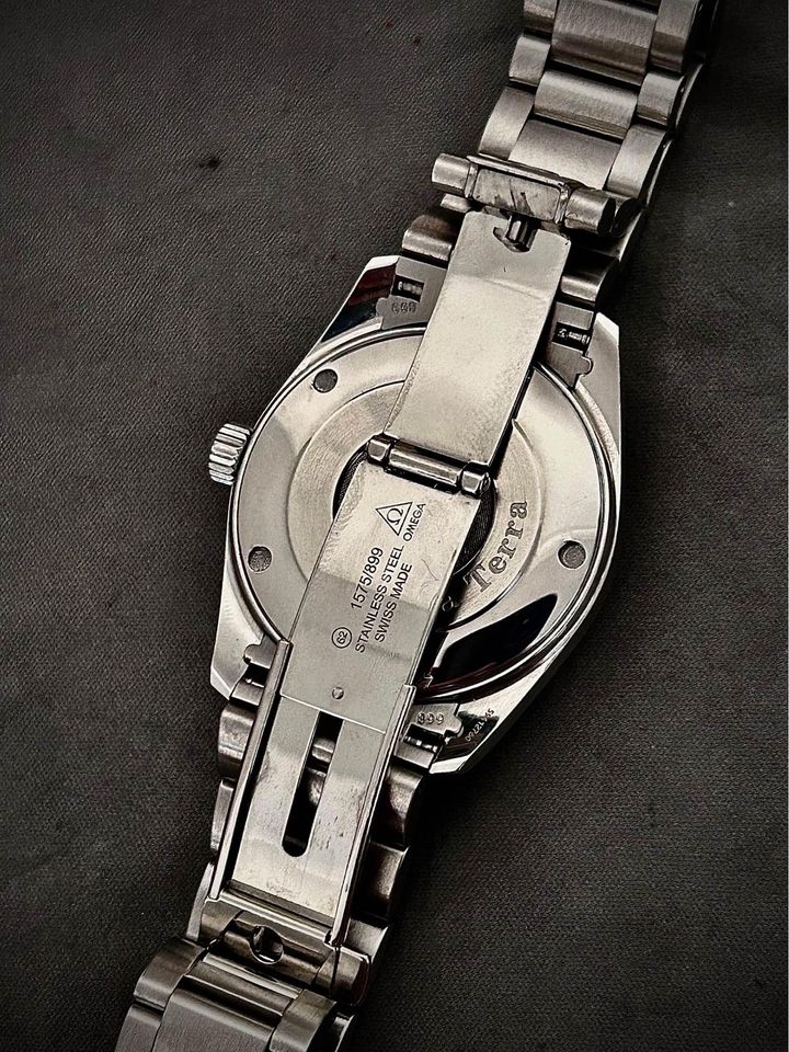 OMEGA SEAMASTER AQUA TERRA QUARTZ