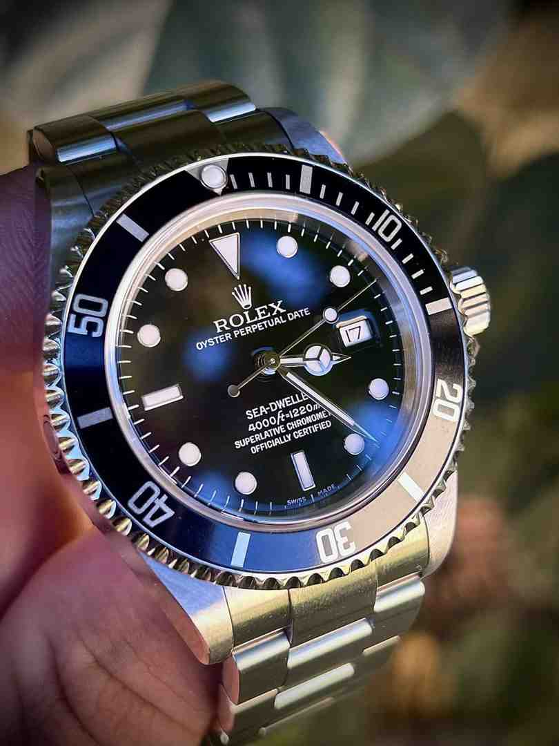 How to Spot a Fake Rolex Like a Pro