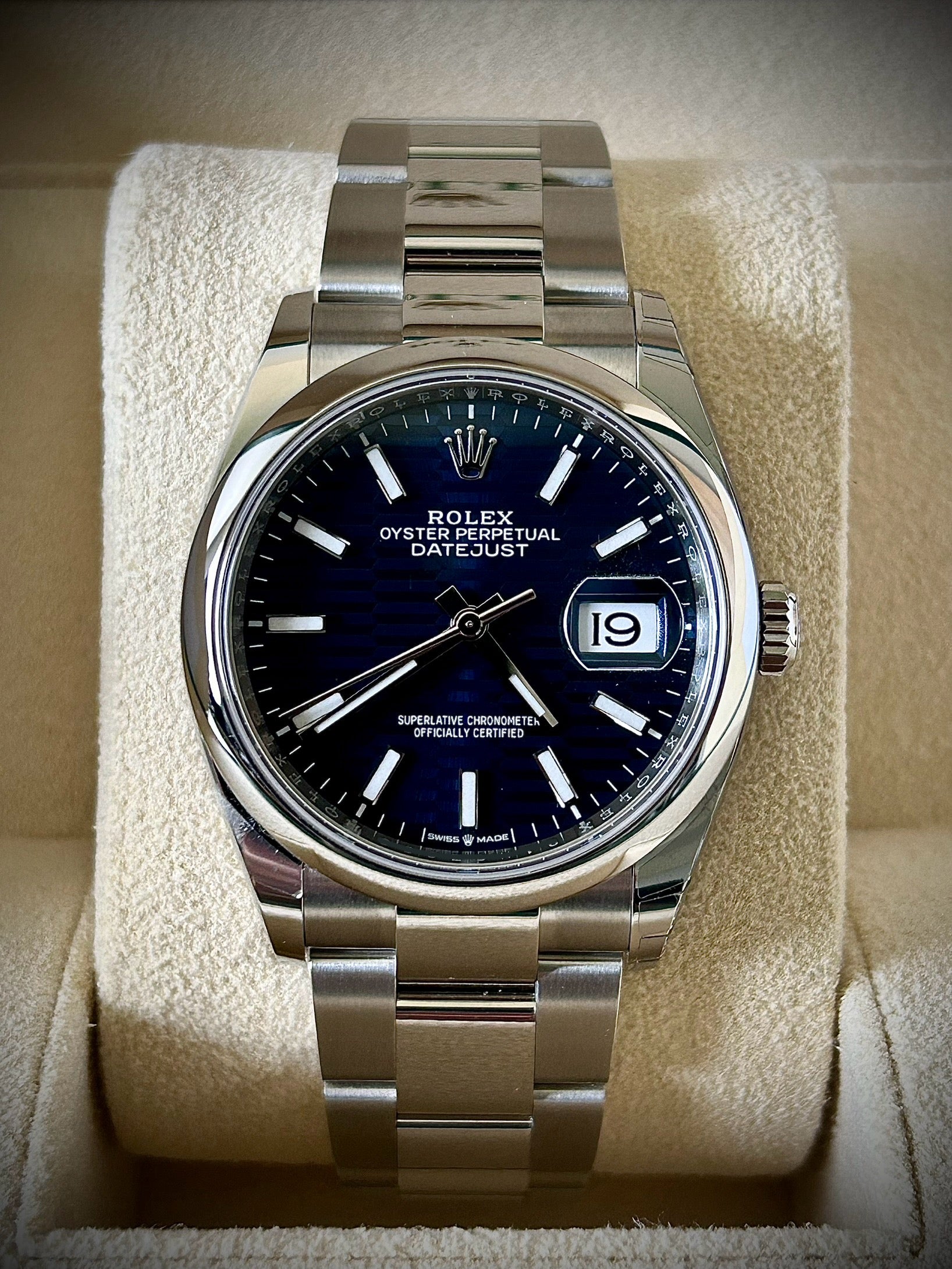 2024 ROLEX DATEJUST 36 BLUE MOTIF DIAL DIAL, 126200, FULL SET, INC GST