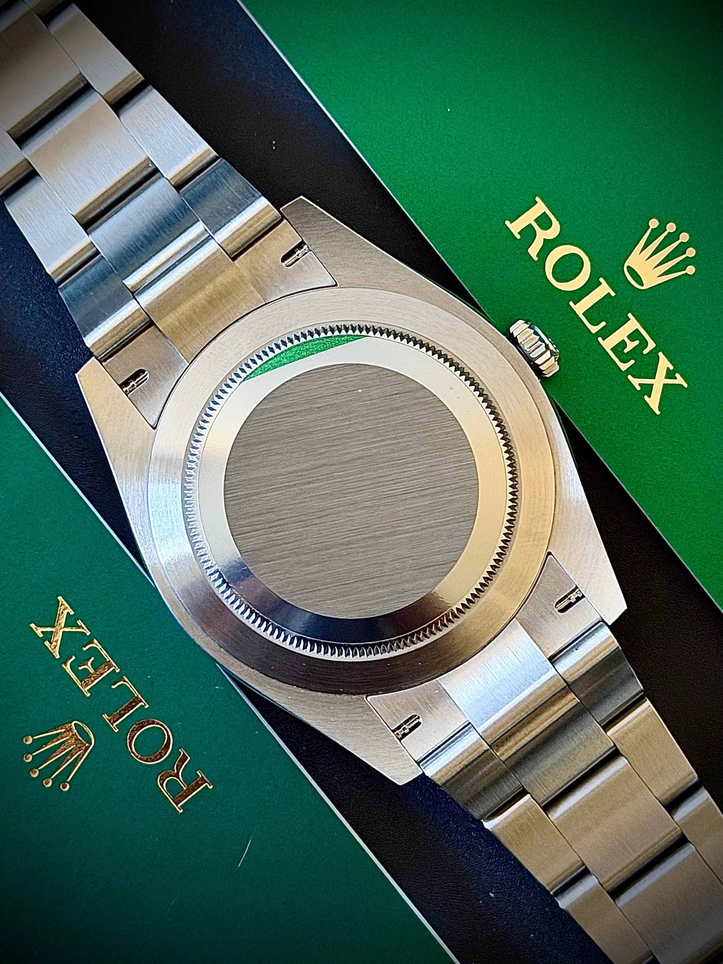 2025 ROLEX OYSTER PERPETUAL 41, 124300, SUNRAY BLUE DIAL, FULL SET, NEAR MINT, INC GST