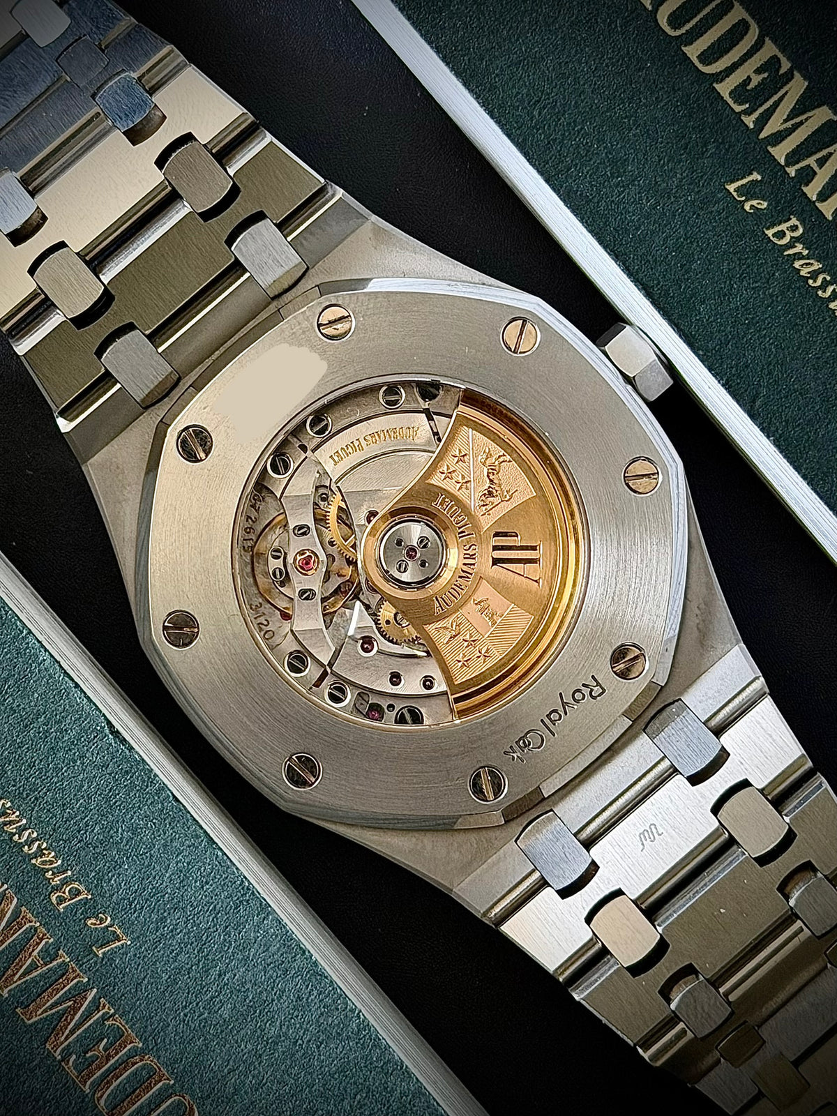 2014 AUDEMARS PIGUET ROYAL OAK SELFWINDING, 15400ST.OO.1220ST.02, WHITE DIAL, BOX & PAPERS, INC GST