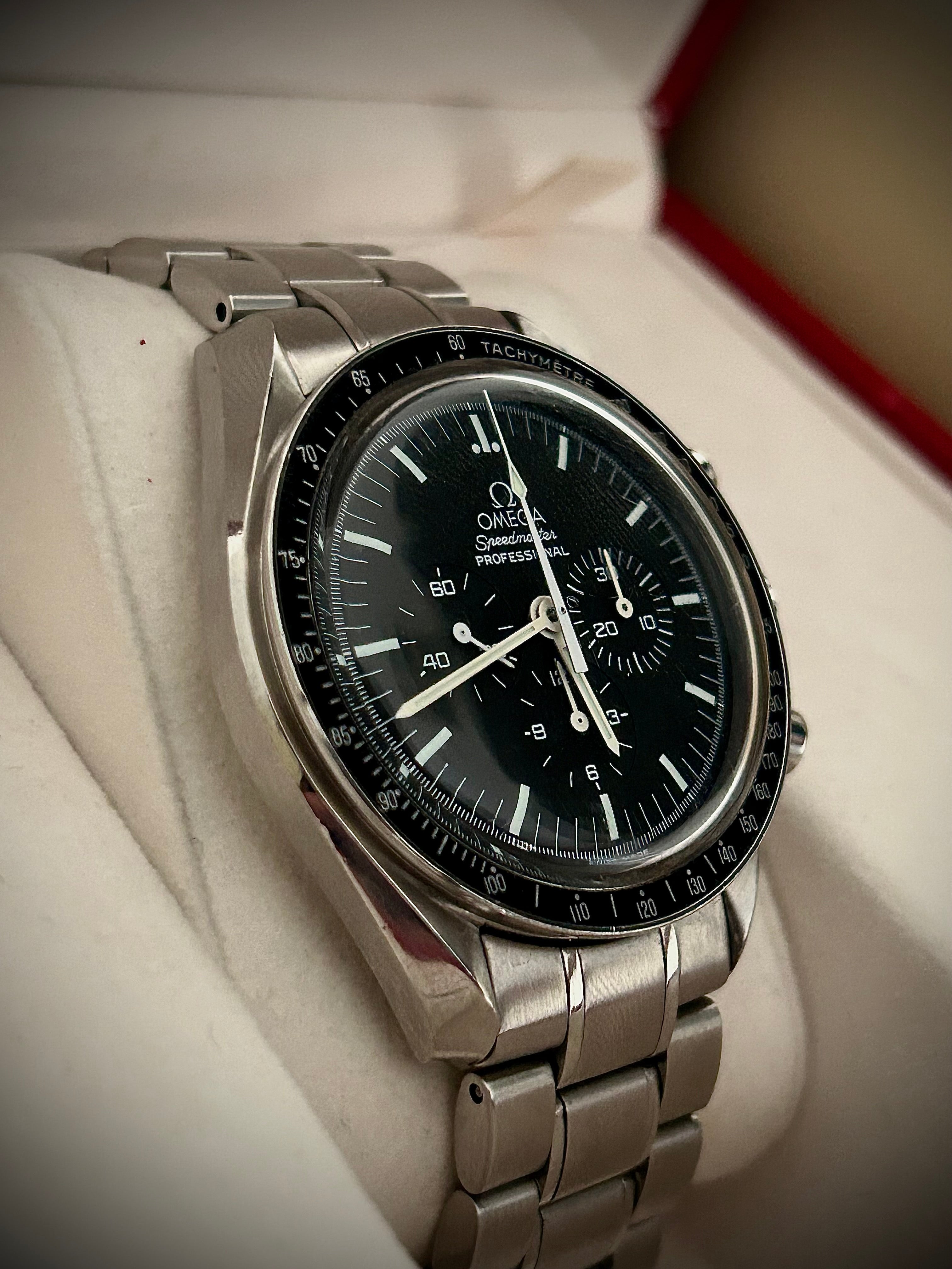 2006 OMEGA SPEEDMASTER PROFESSIONAL, FULL SET, INC GST