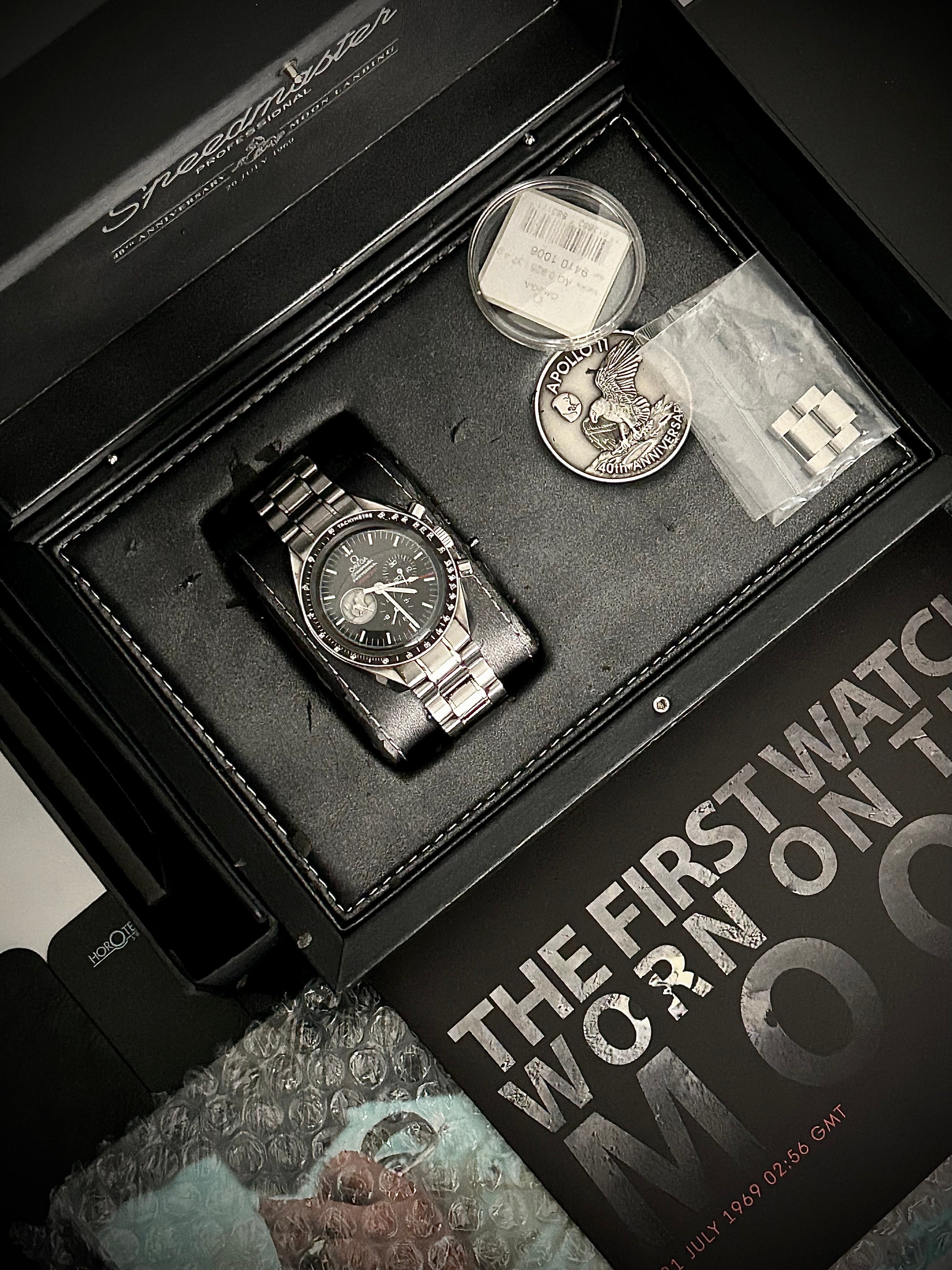 2009 OMEGA SPEEDMASTER MOONWATCH APOLLO 11, FULL SET, INC GST