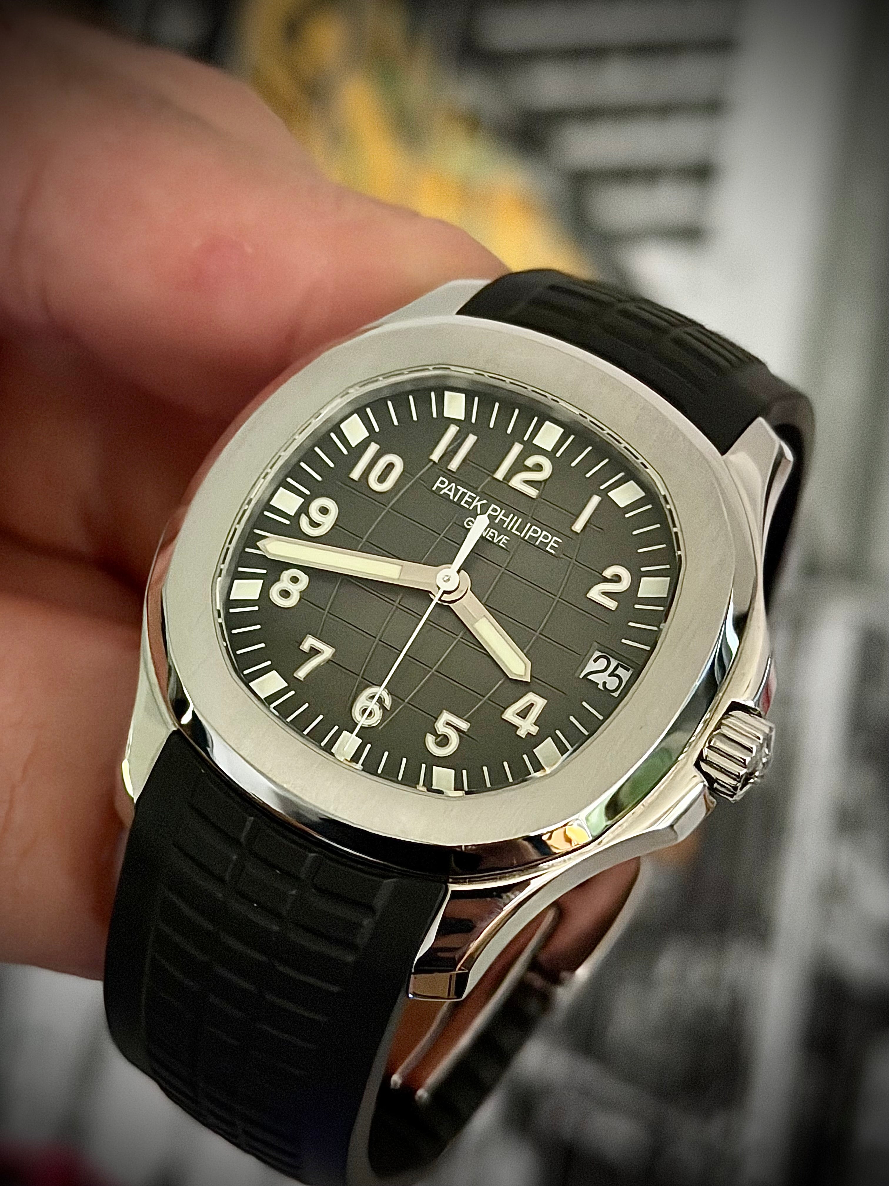 2007 PATEK PHILIPPE AQUANAUT, 5165A-001, BOX & PAPERS, INC GST