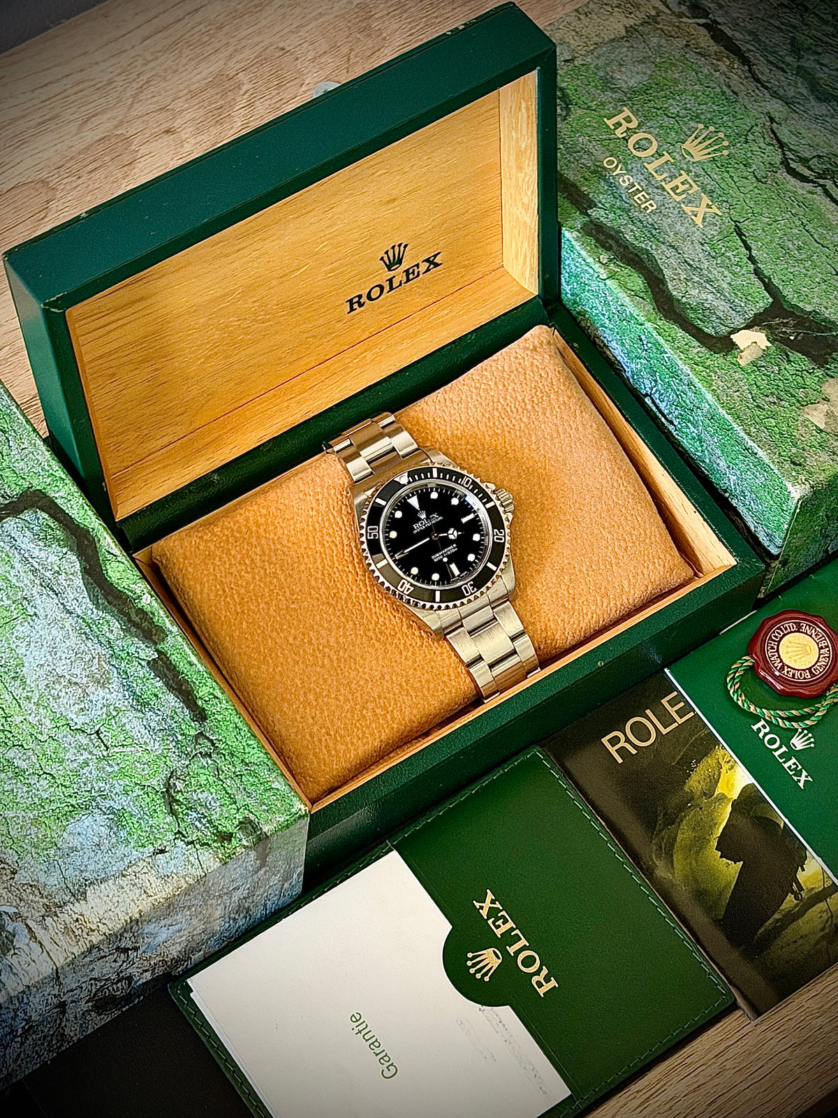 2004 ROLEX SUBMARINER, 14060M, TWO-LINER, FULL SET, EXCELLENT CONDITION, INC GST