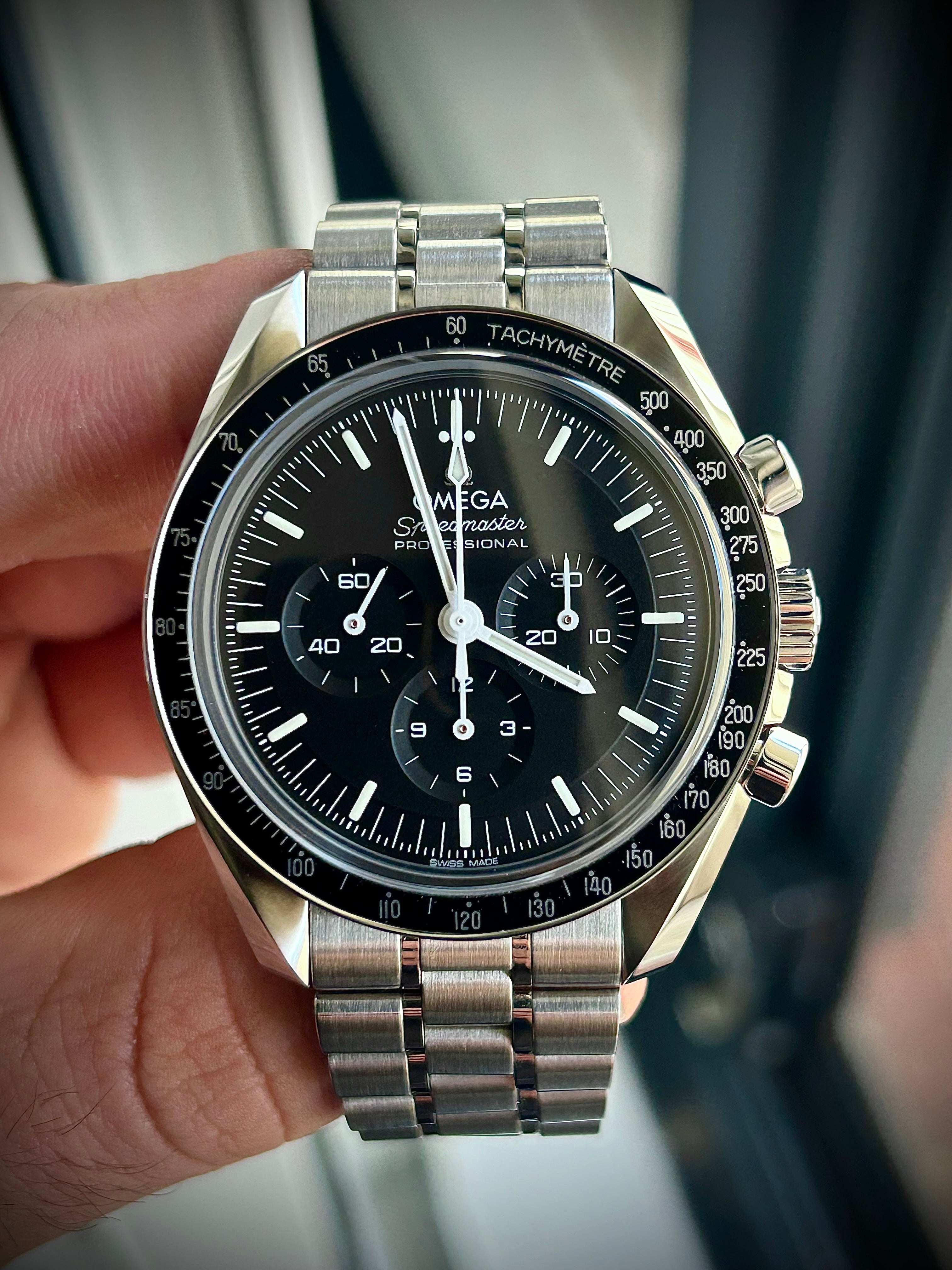 2024 OMEGA SPEEDMASTER SAPPHIRE SANDWICH, FULL SET, INC GST