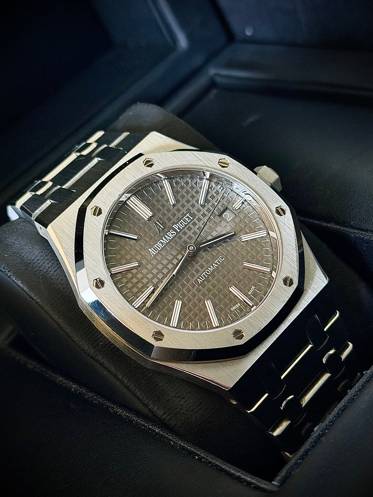2019 AUDEMARS PIGUET ROYAL OAK 41, 15400ST.OO.1220ST.04, GREY RUTHENIUM DIAL, FULL SET, 2025 AP SERVICE, INC GST