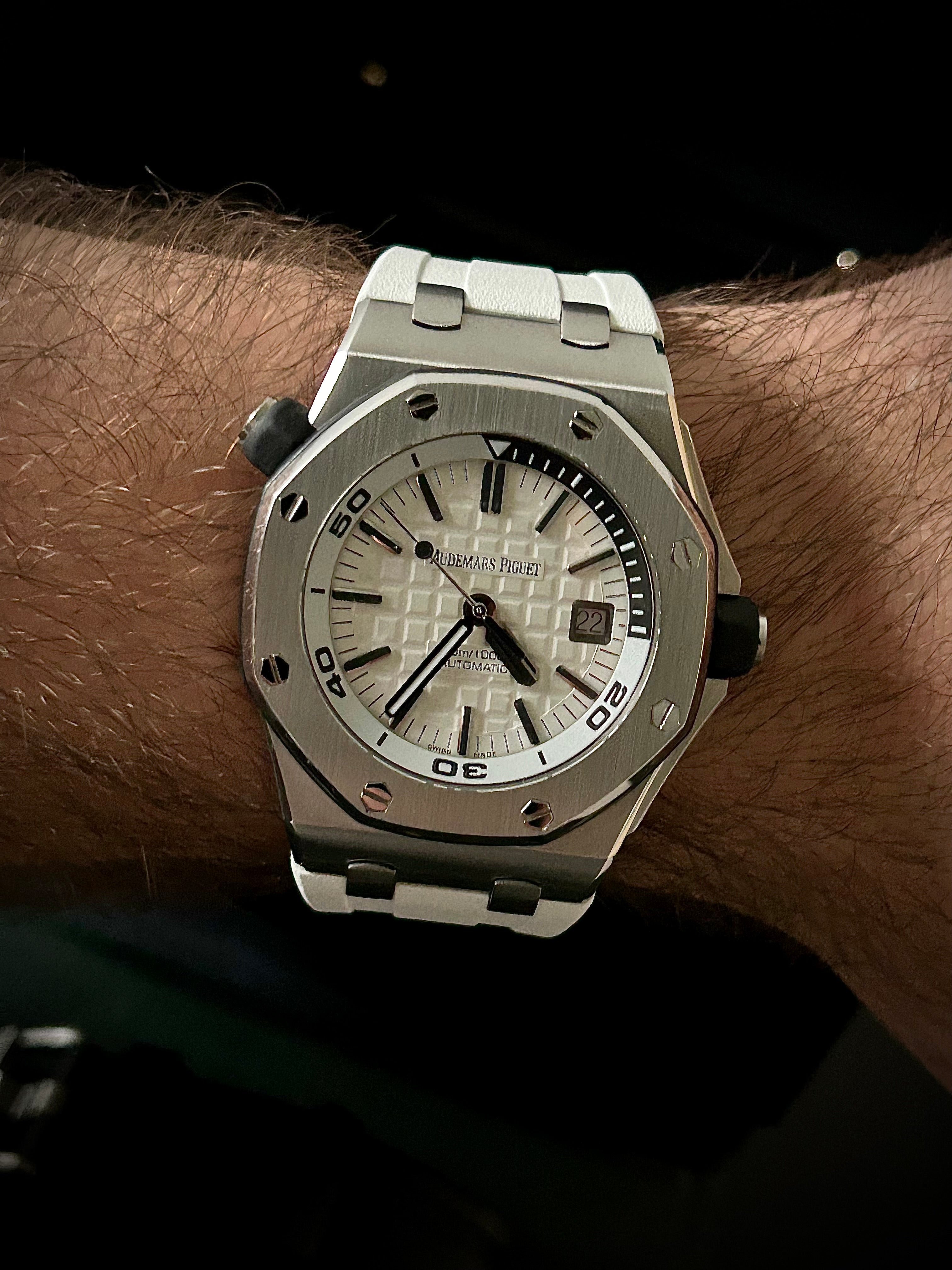 2016 AUDEMARS PIGUET ROYAL OAK OFFSHORE DIVER, FULL SET, INC GST