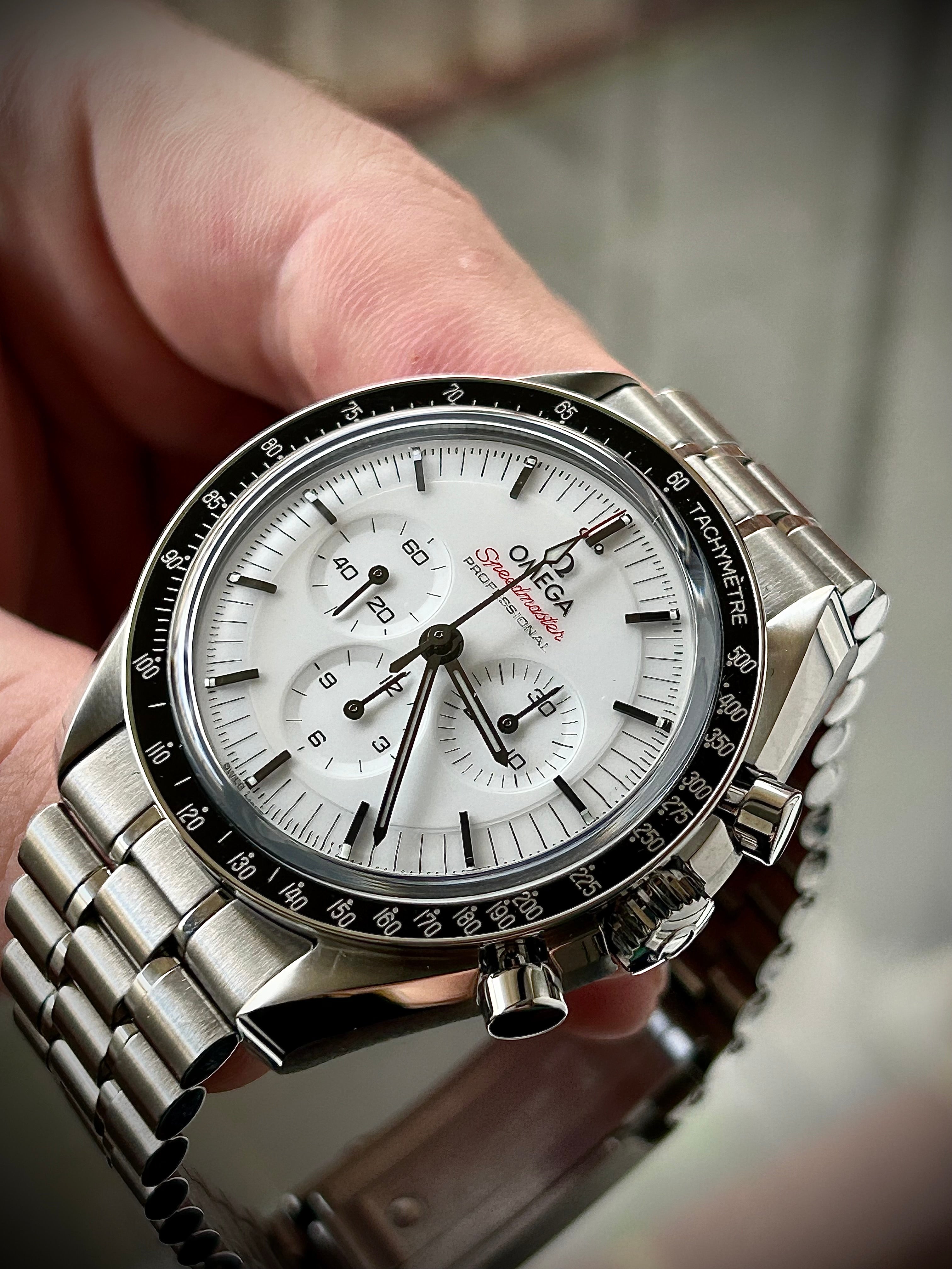 2024 OMEGA SPEEDMASTER WHITE DIAL, FULL SET, INC GST