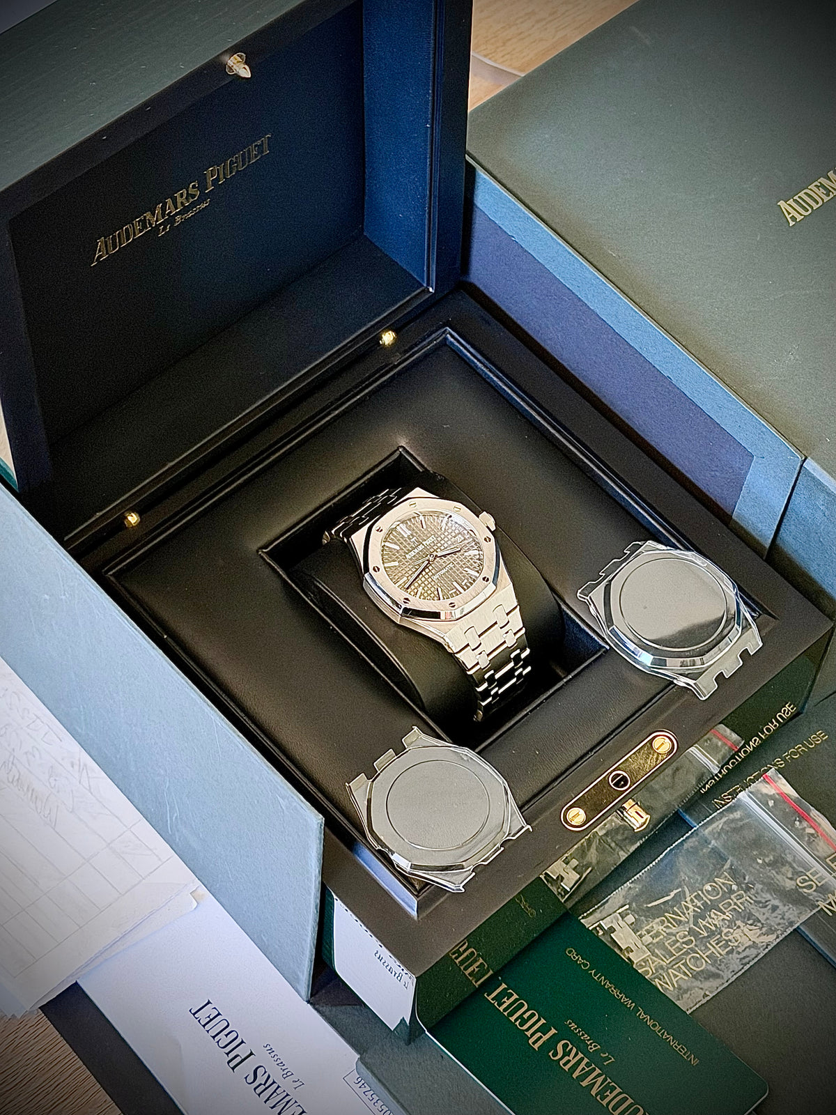 2019 AUDEMARS PIGUET ROYAL OAK 37MM, 15450ST.OO.1256ST.02, GREY DIAL, 2024 SERVICE, BOX & PAPERS, INC GST