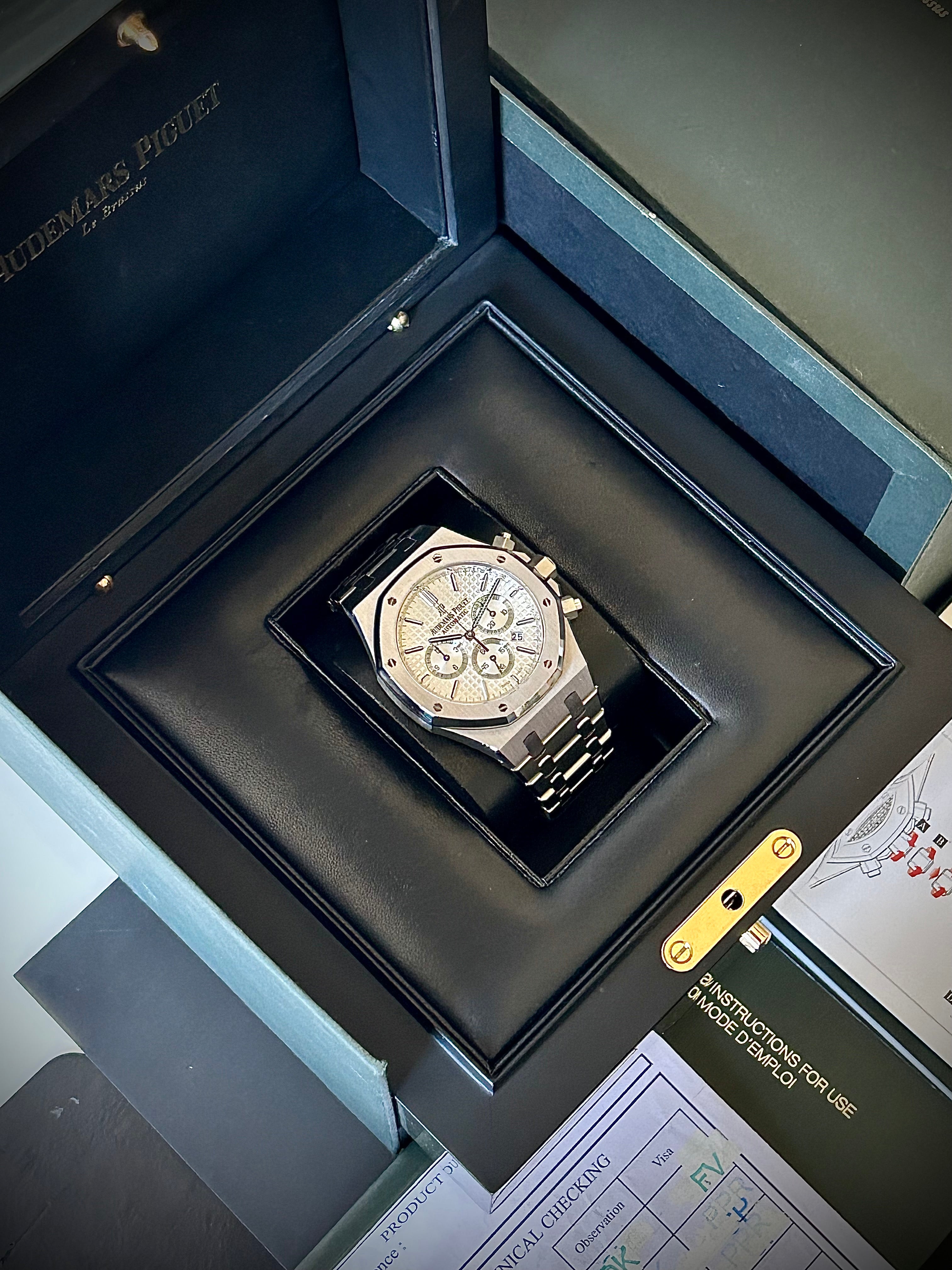 2016 AUDEMARS PIGUET ROYAL OAK CHRONOGRAPH, FULL SET, INC GST