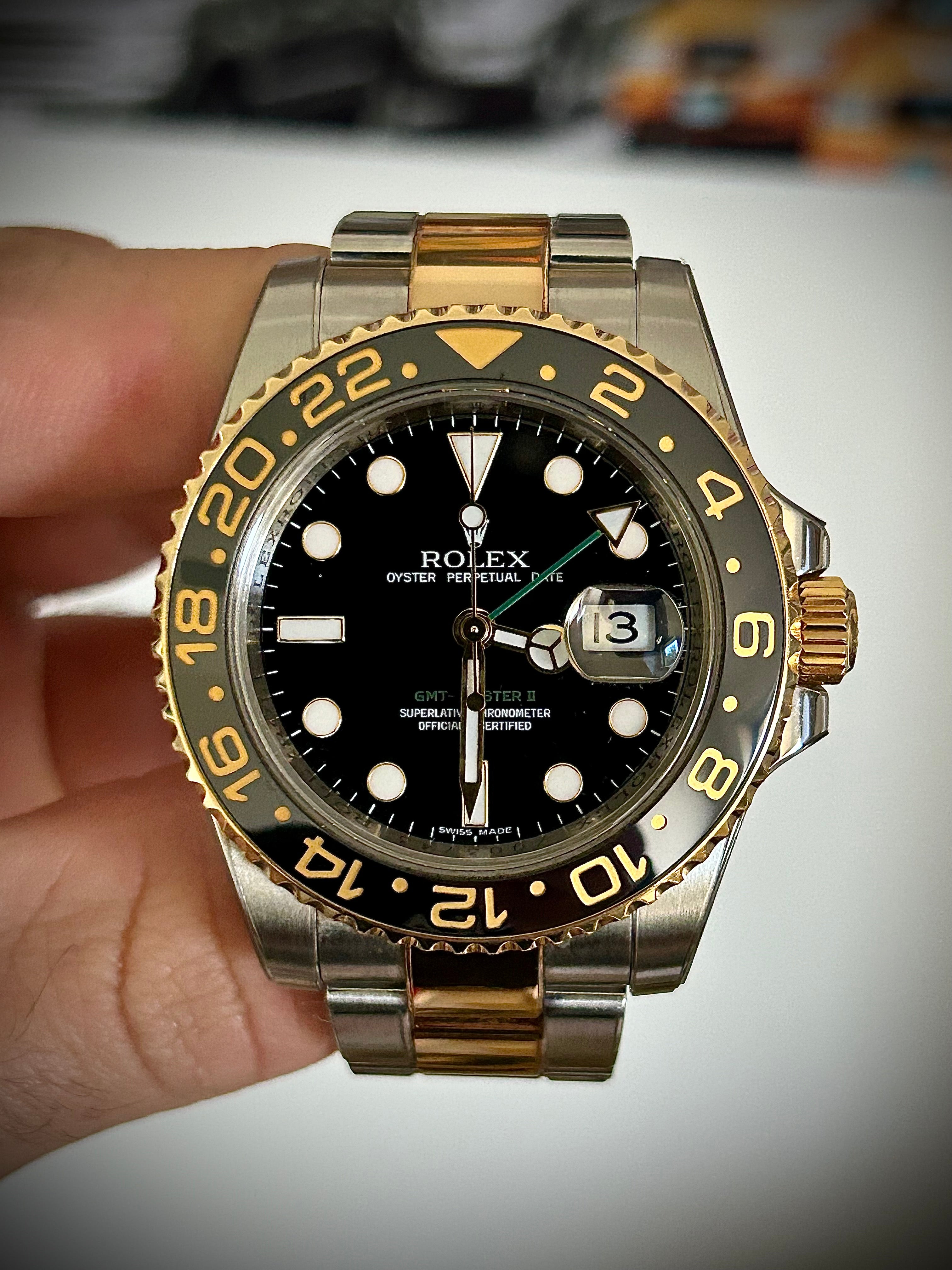 2006 ROLEX GMT MASTER II, 116713LN, BOX AND PAPERS, INC GST