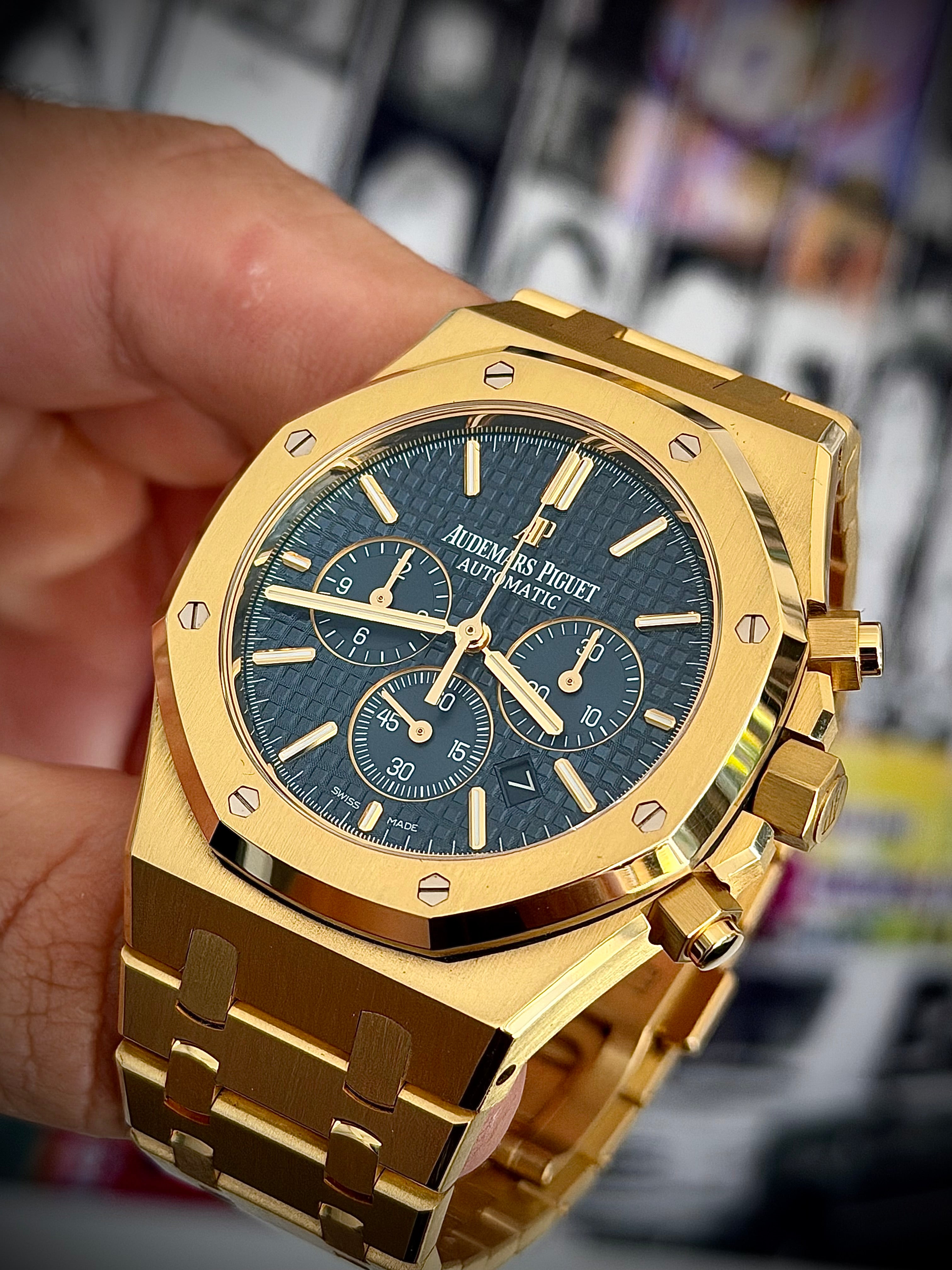 2018 AUDEMARS PIGUET ROYAL OAK FULL YELLOW GOLD CHRONOGRAPH, 26320BA.OO.1220BA.02, BLUE DIAL, FULL SET, INC GST