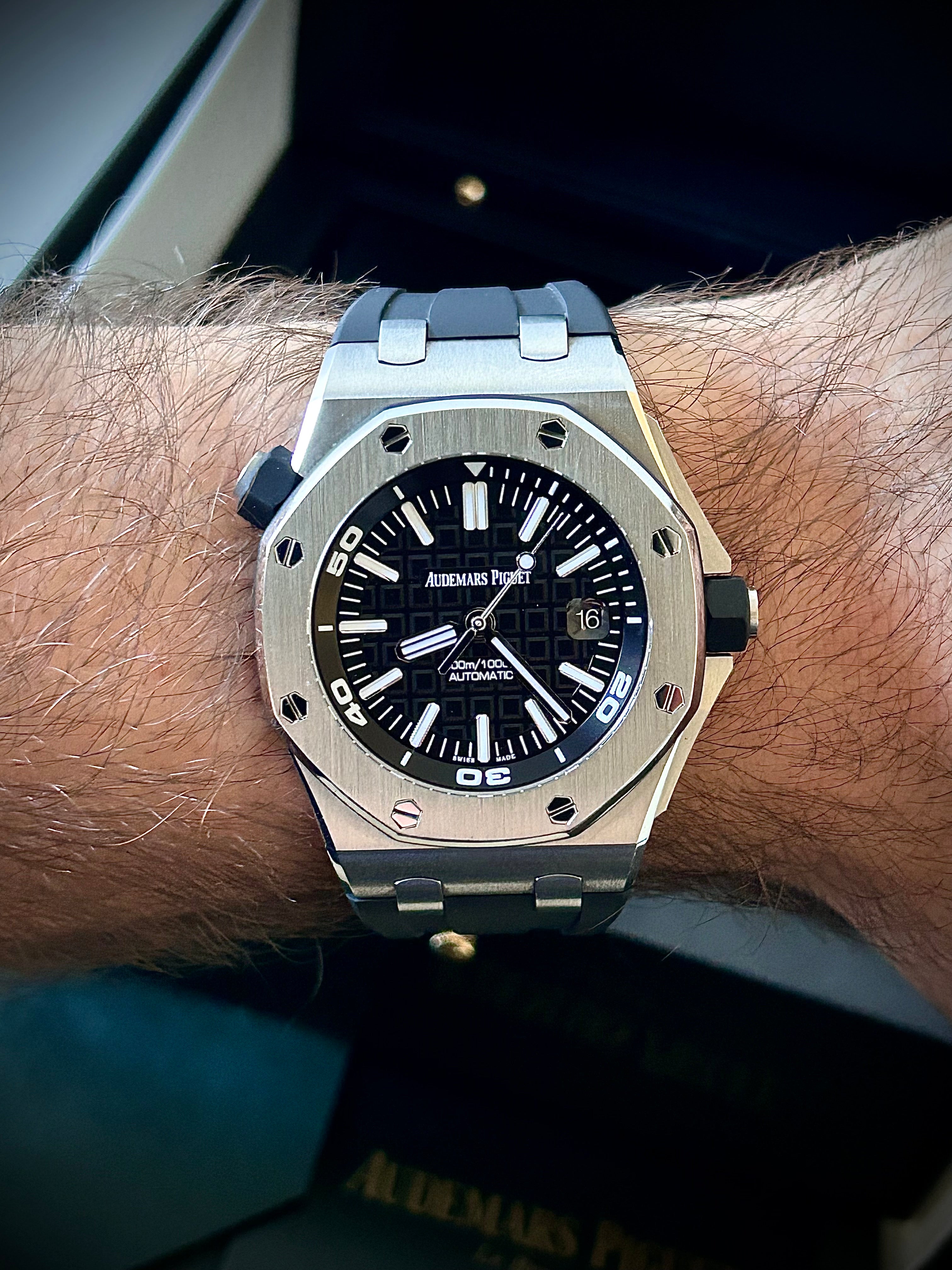 2021 AUDEMARS PIGUET ROYAL OAK OFFSHORE DIVER, 15710ST, BOX AND PAPERS INC GST