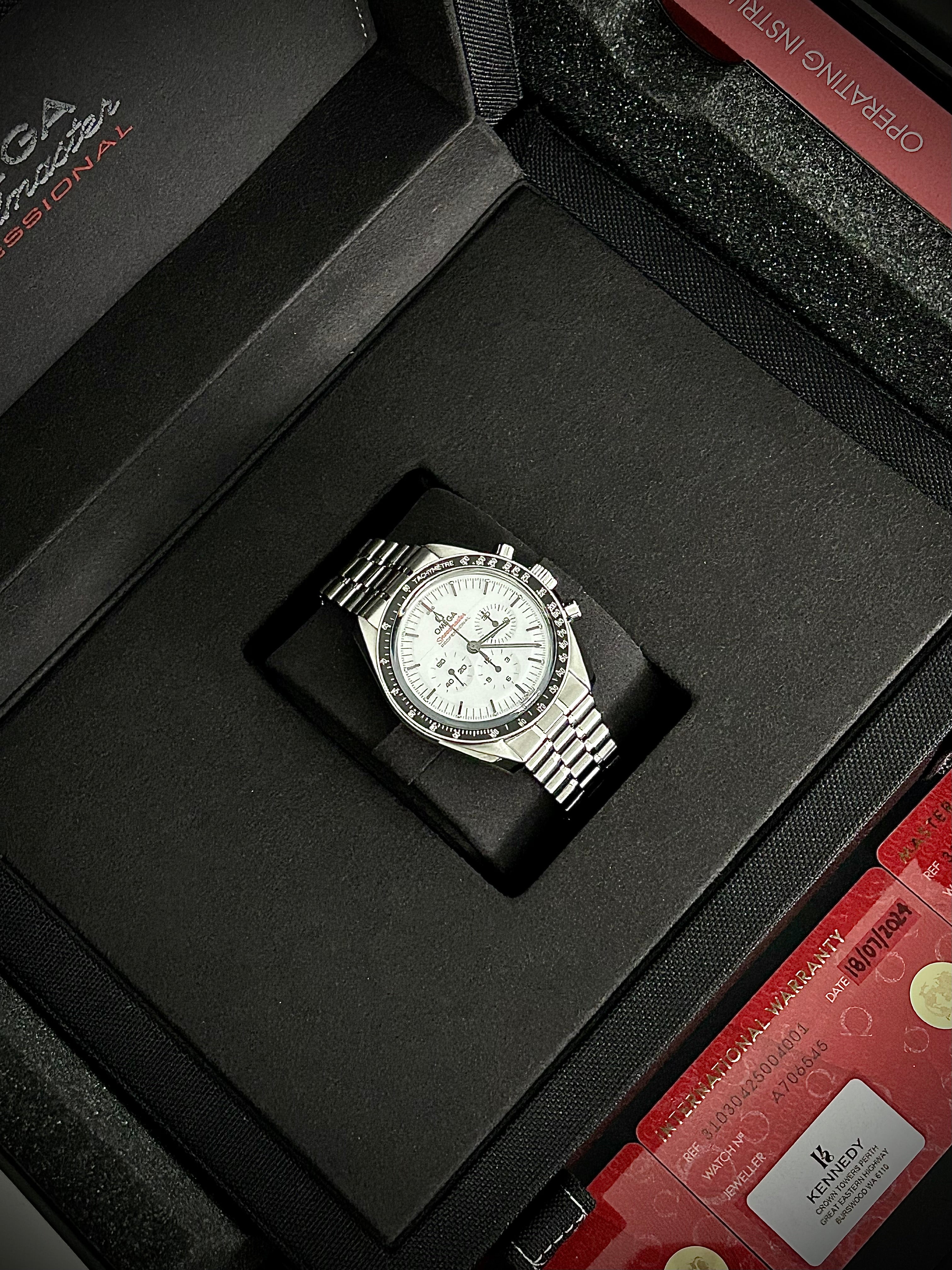 2024 OMEGA SPEEDMASTER WHITE DIAL, FULL SET, INC GST